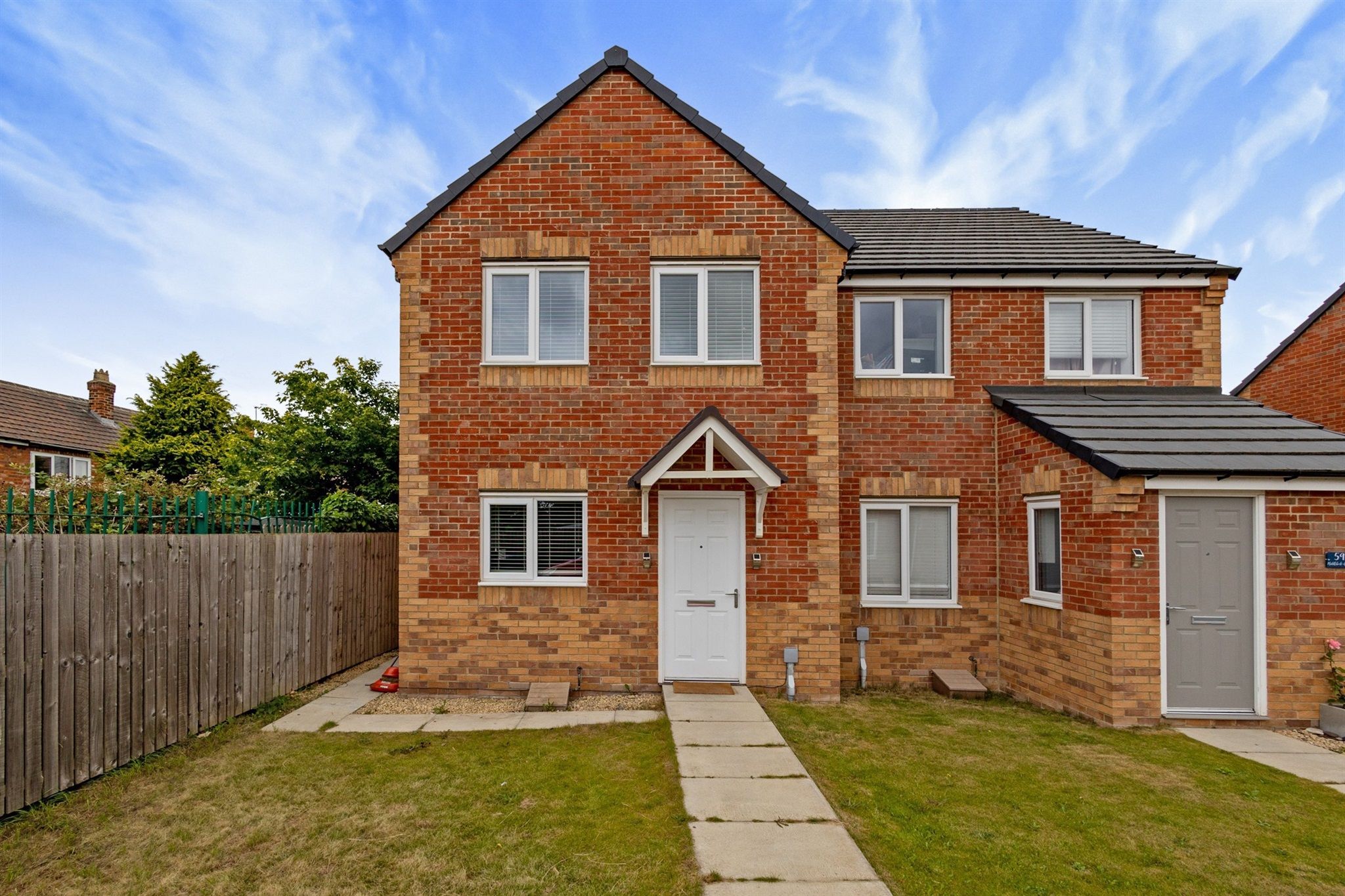 3 bed semidetached house for sale in Middlebeck Close, Middlesbrough