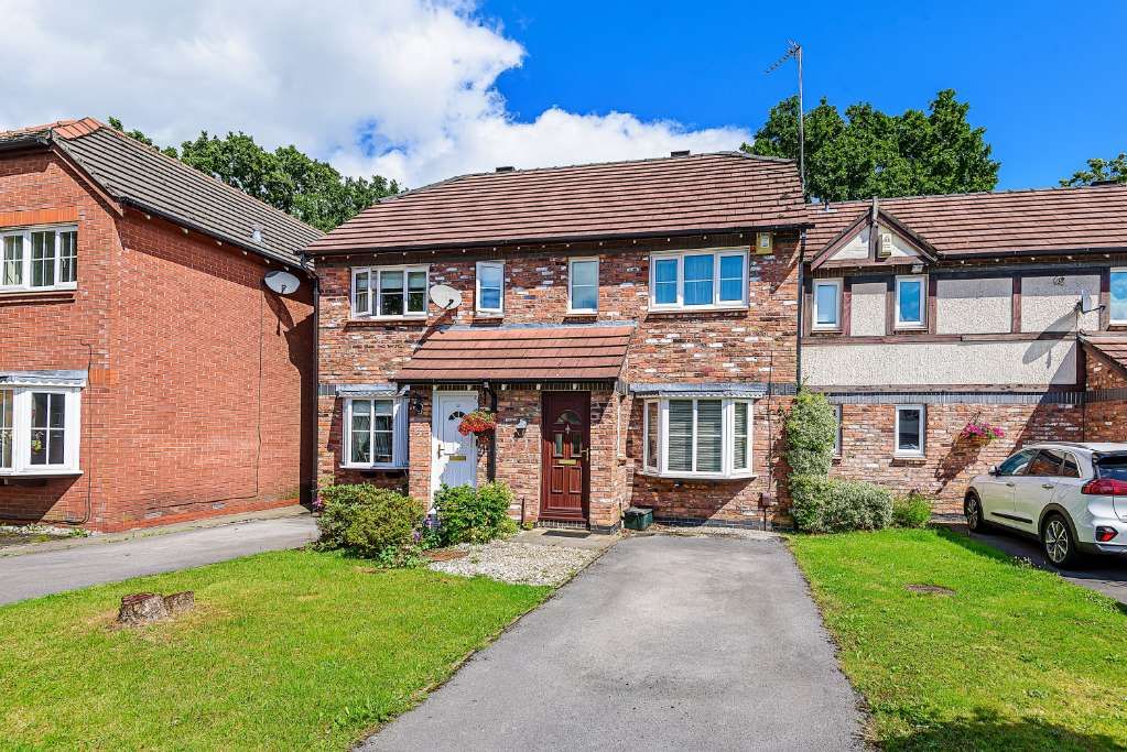 2 bed terraced house for sale in Home Farm Avenue, Macclesfield SK10