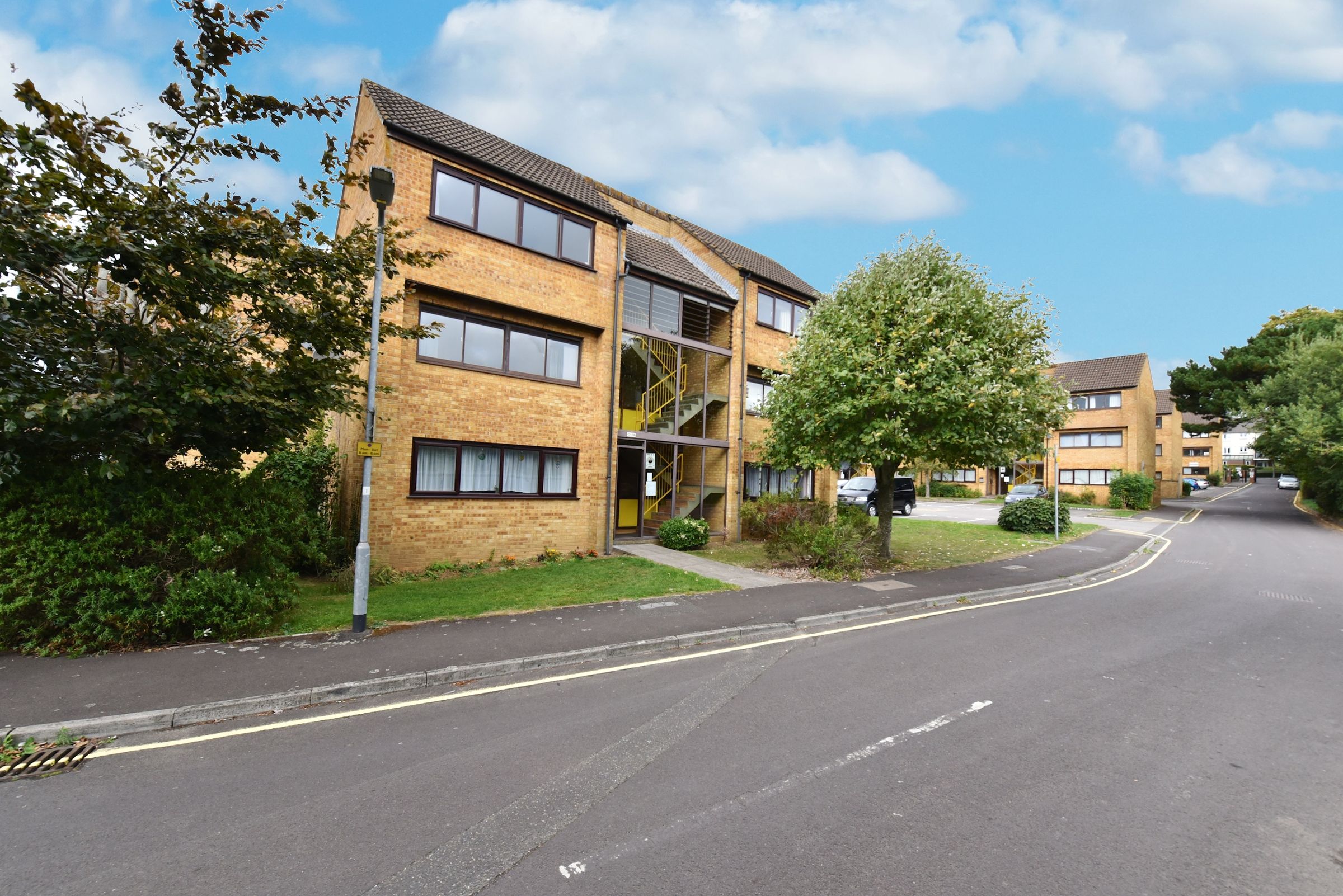 1 bed flat for sale in Ivel Court, Yeovil BA21 Zoopla