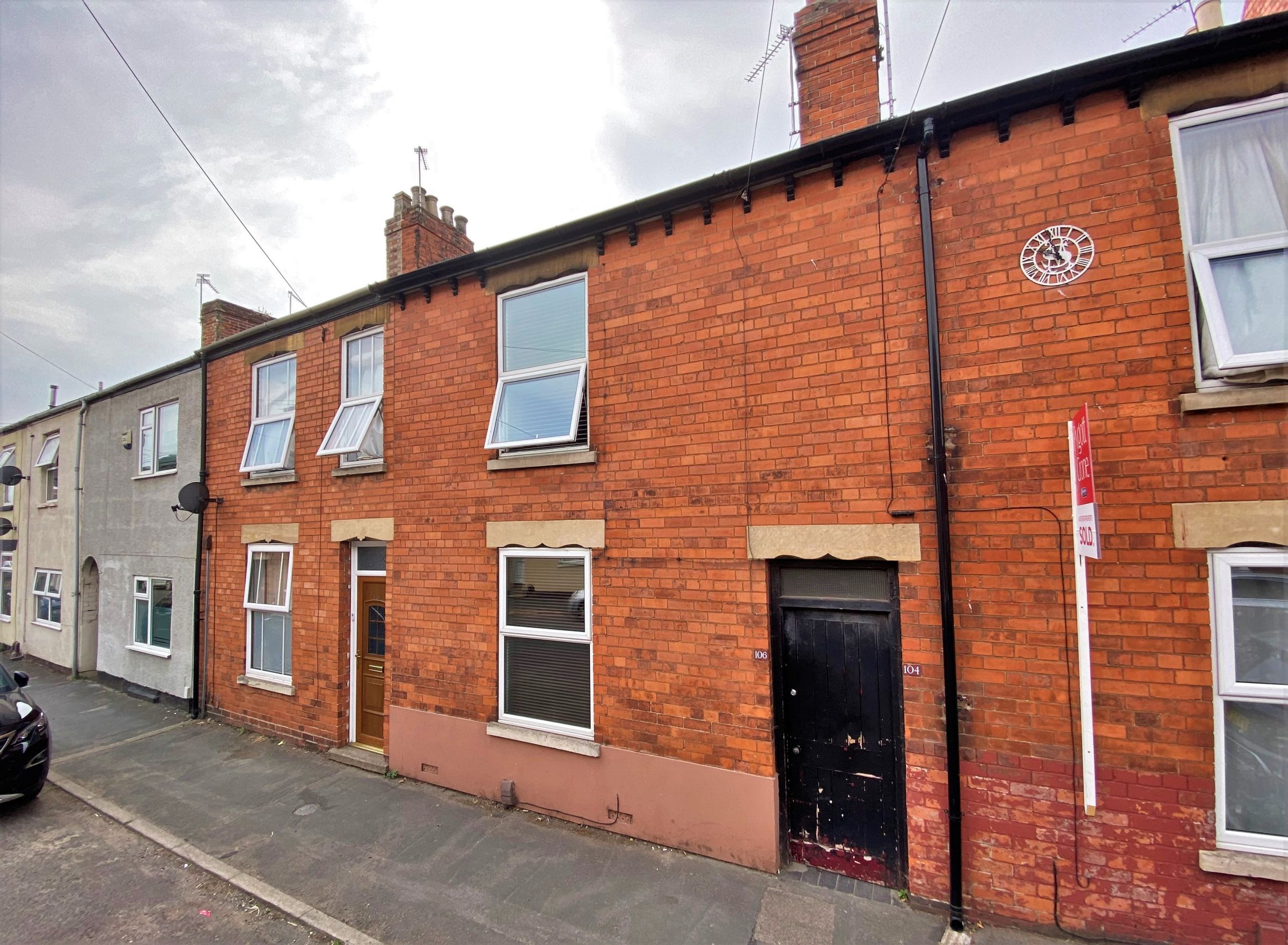 3 bed terraced house for sale in Dudley Road, Grantham NG31 Zoopla