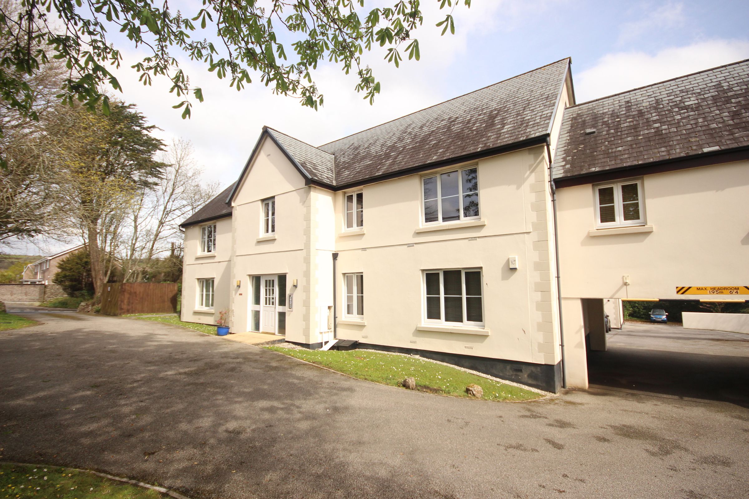 2 bed flat for sale in Doublegates, Trewoon, St. Austell PL25 Zoopla
