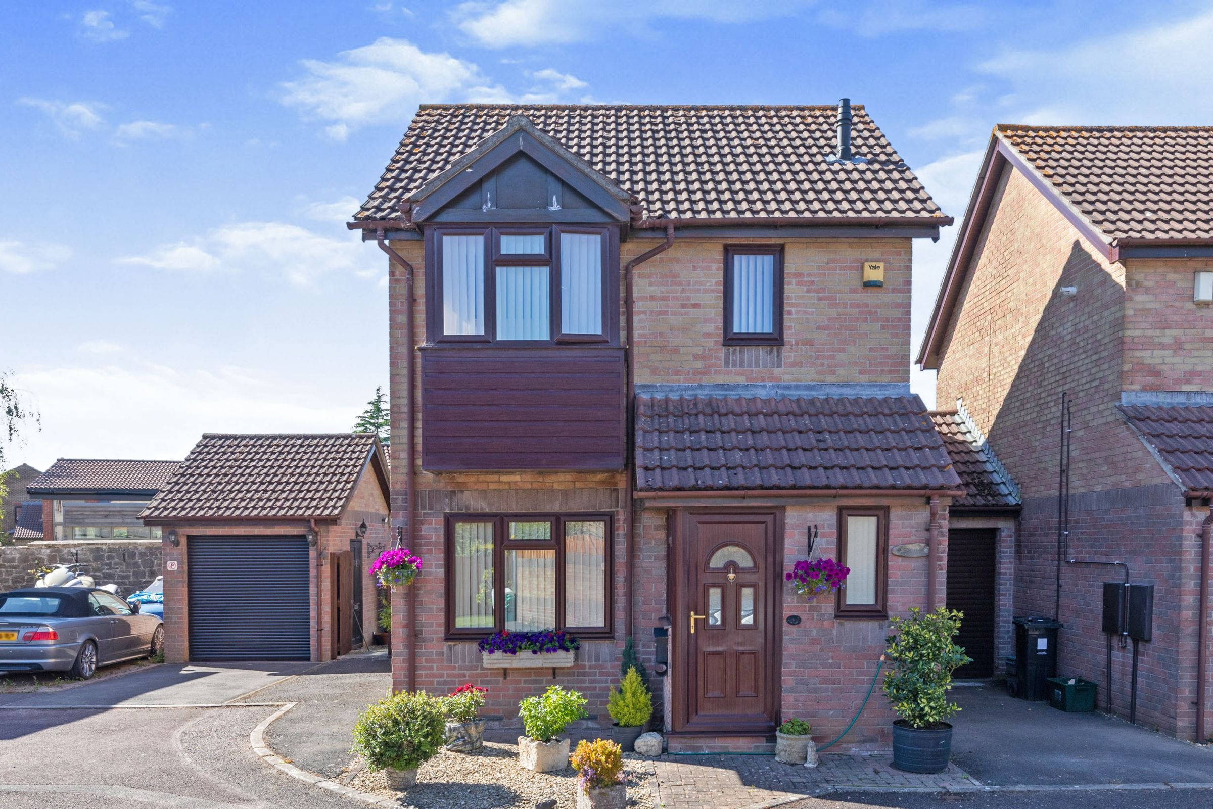 2 bed detached house for sale in Court, Yate BS37 Zoopla