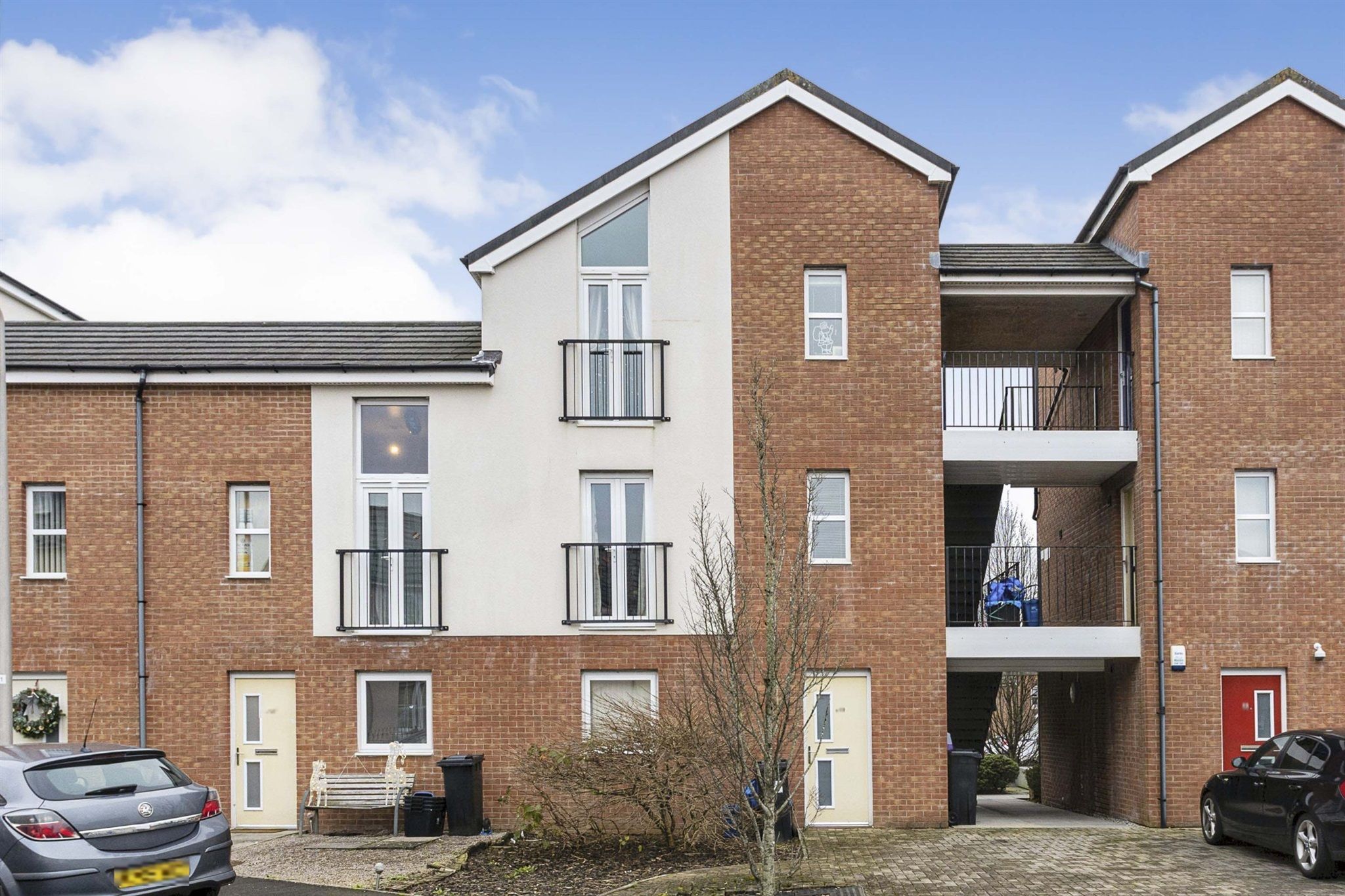 1 Bed Flat For Sale In Clos Cwm Golau Merthyr Tydfil Cf47 Zoopla