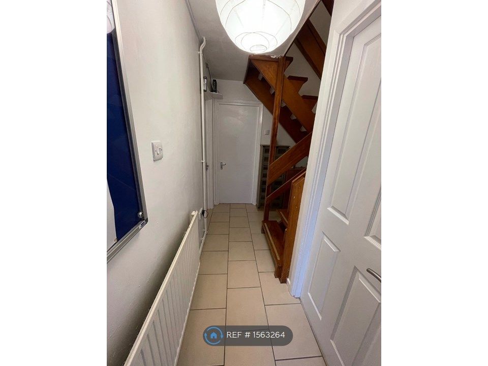 Room to rent in Craister Court, Cambridge CB4 Zoopla