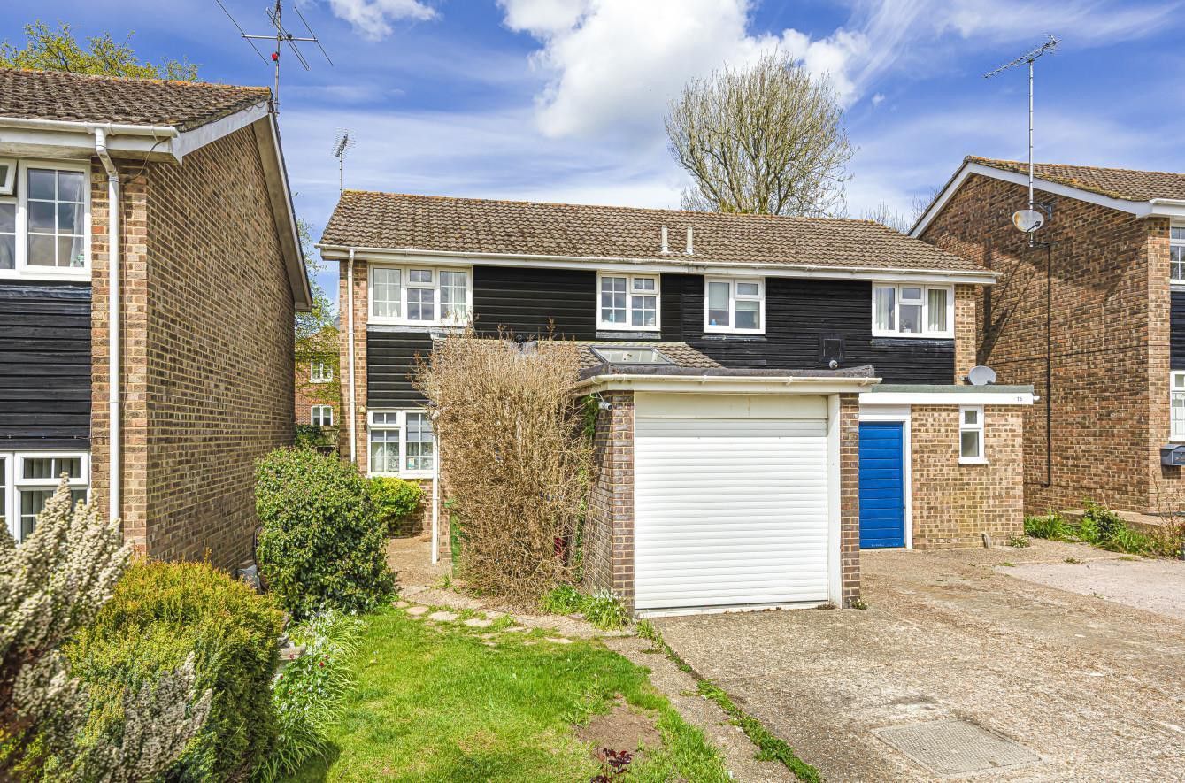 3 bed semidetached house for sale in Rother Close, Storrington RH20