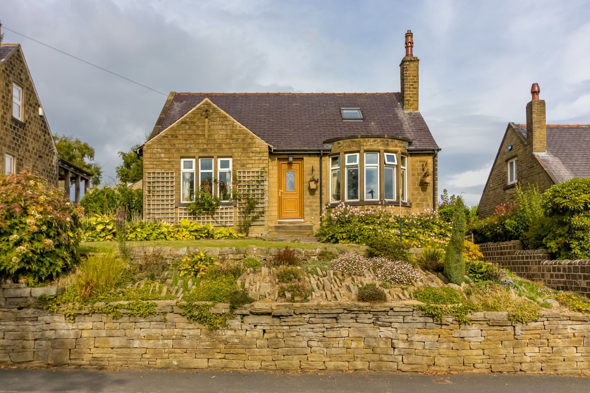 2 bed detached bungalow for sale in Church Lane, South Crosland