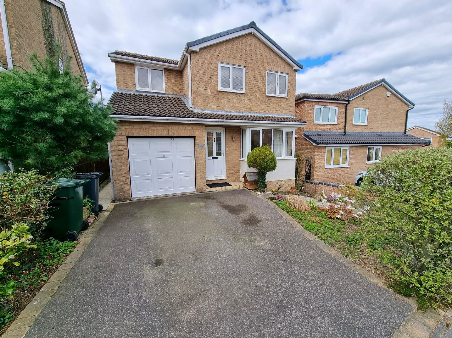 3 bed detached house for sale in Barden Drive, Barnsley S75 Zoopla