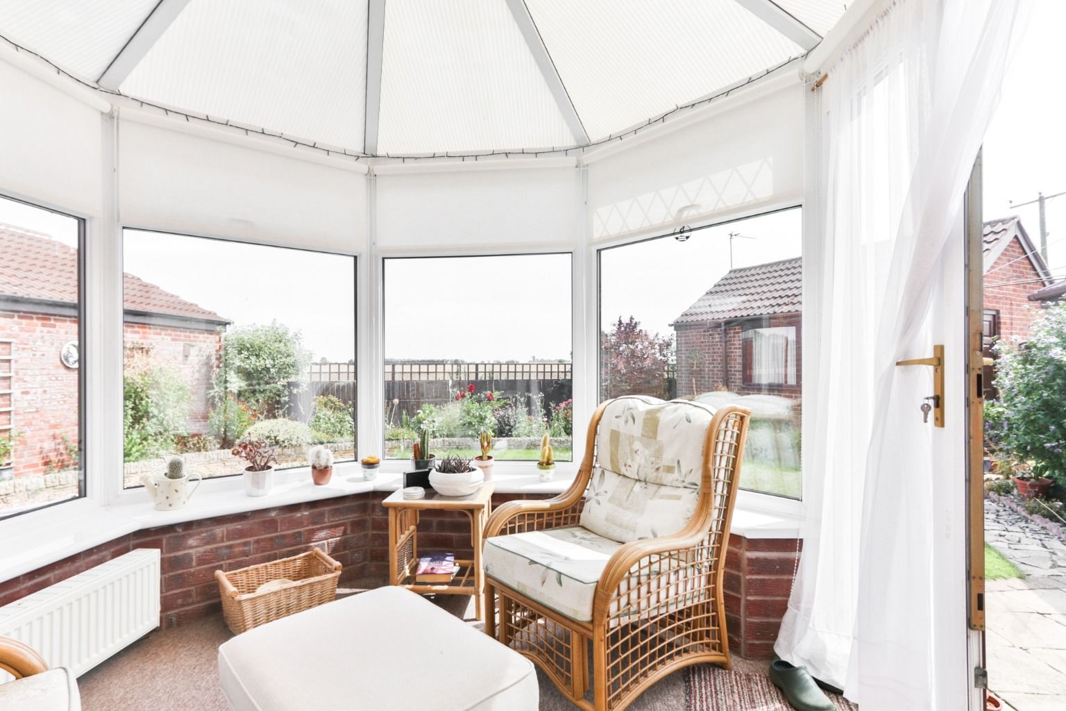 2 bed detached bungalow for sale in Highfield Rise, Preston, Hull, East