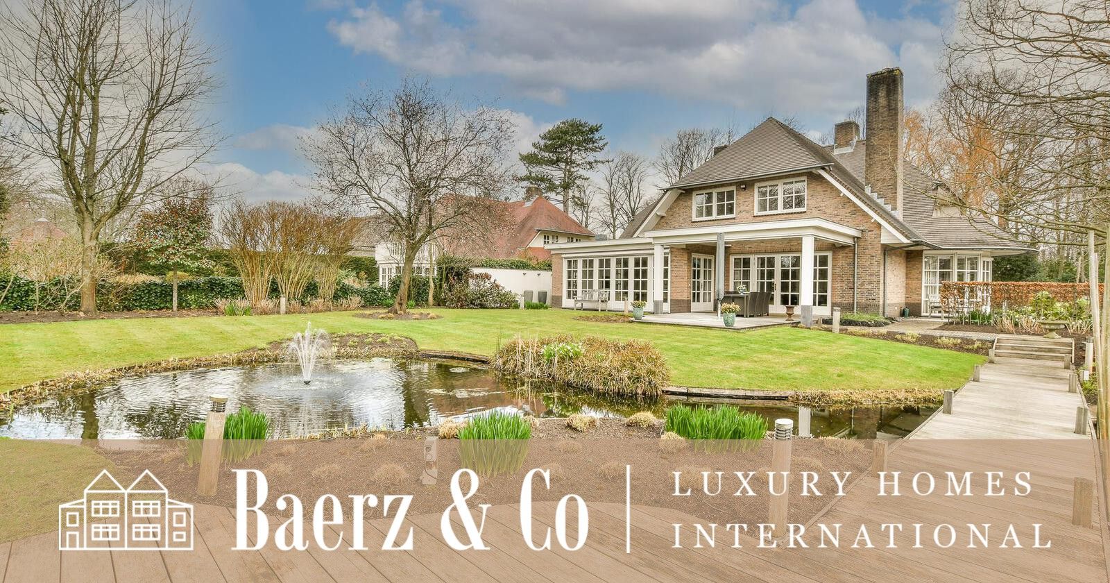 4 bed country house for sale in Achttienhontpad 1, 2361 Mg Warmond