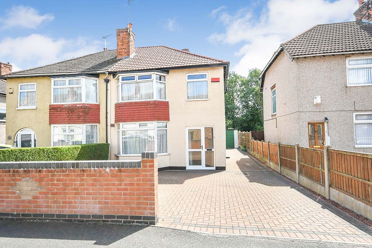 3 bed semidetached house for sale in Lindleys Lane, KirkbyInAshfield