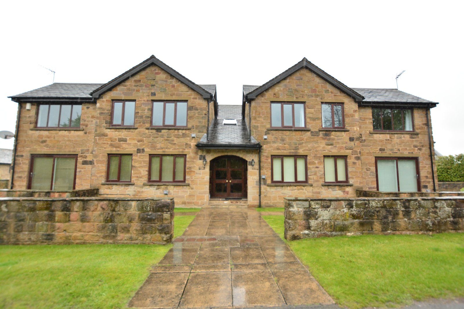 Wigton Lane, Alwoodley, Leeds LS17  