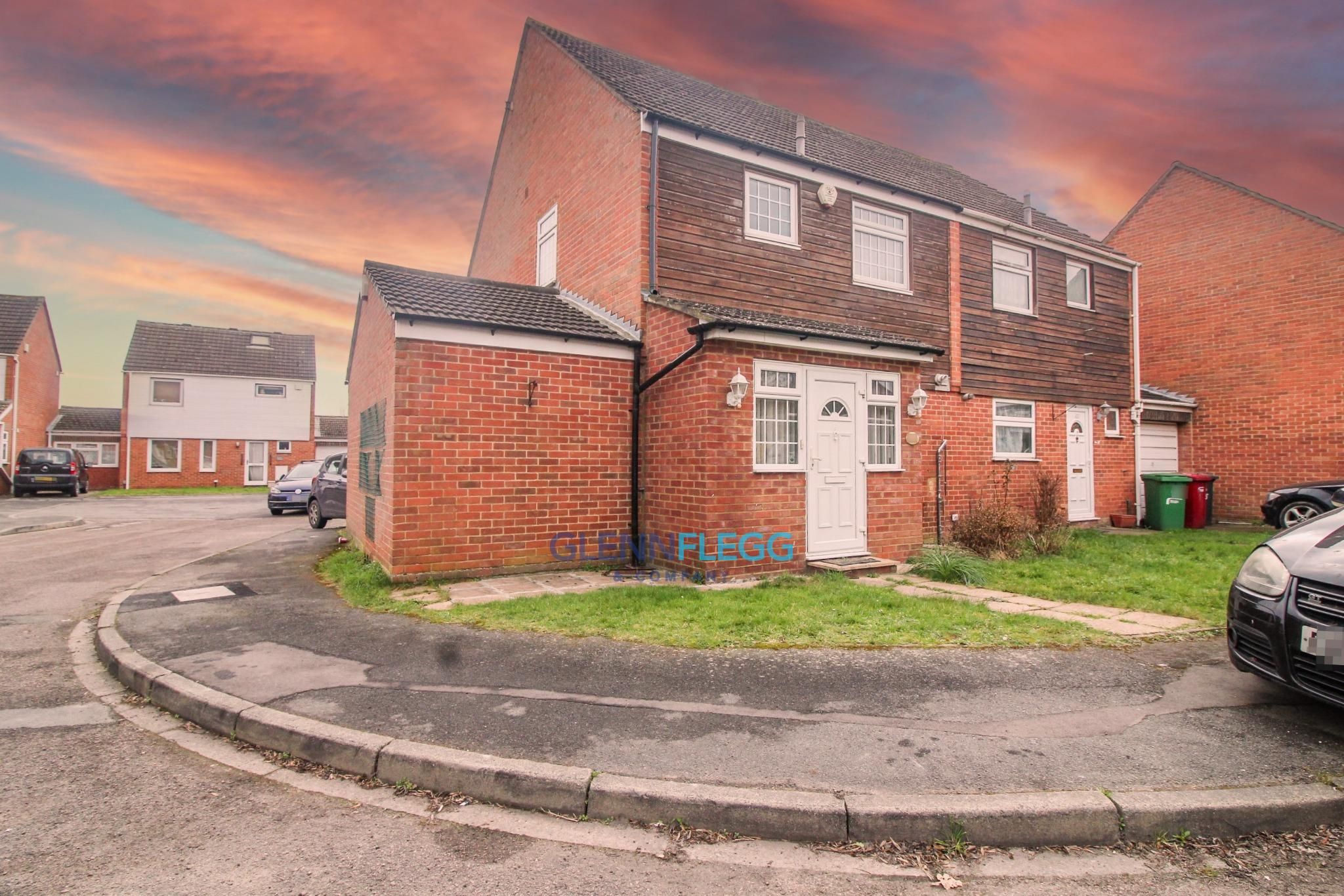 3 bed property to rent in Rochfords Gardens, Slough SL2 Zoopla