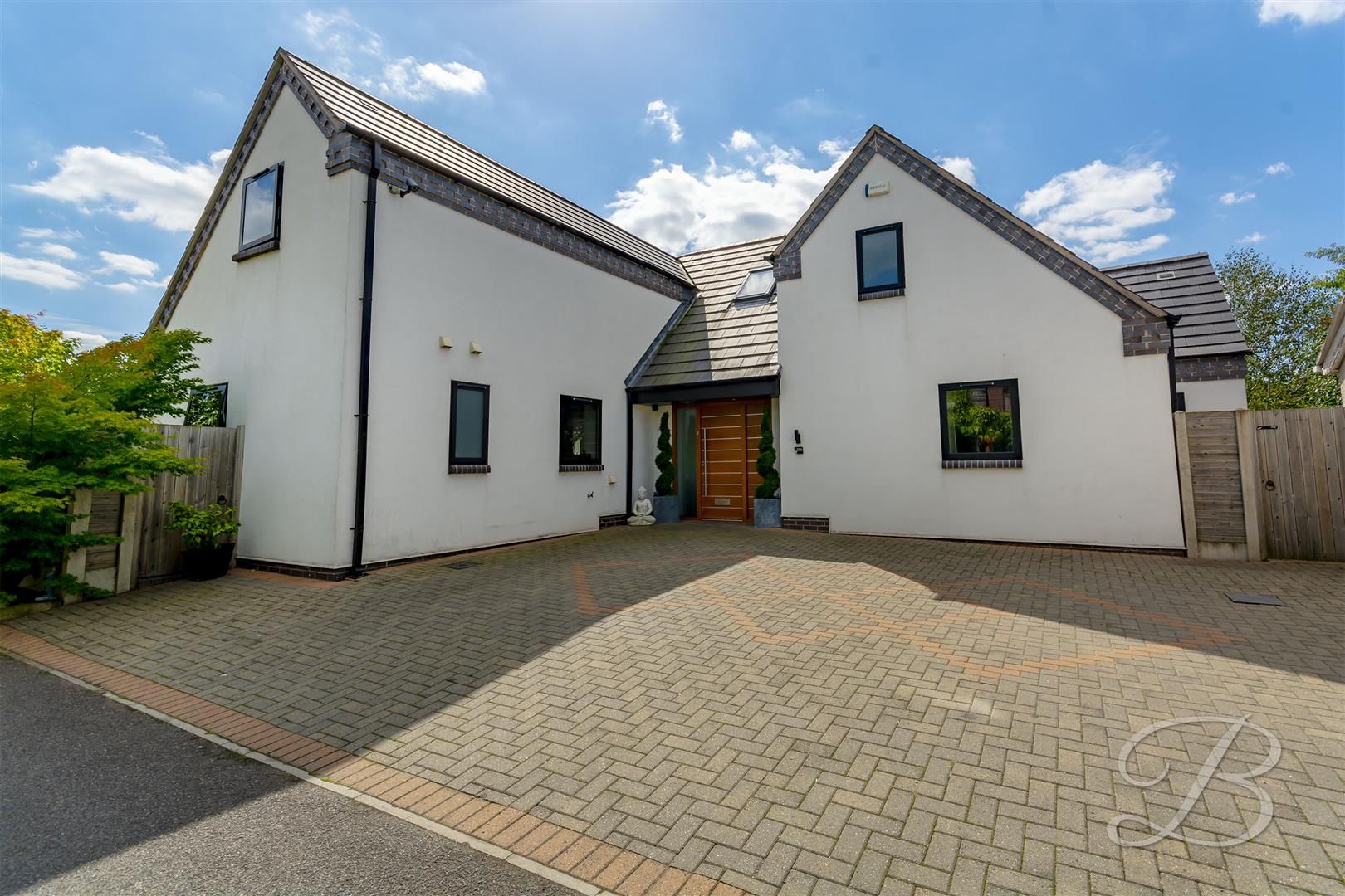 4 bed detached house for sale in Clipstone Road West, Forest Town