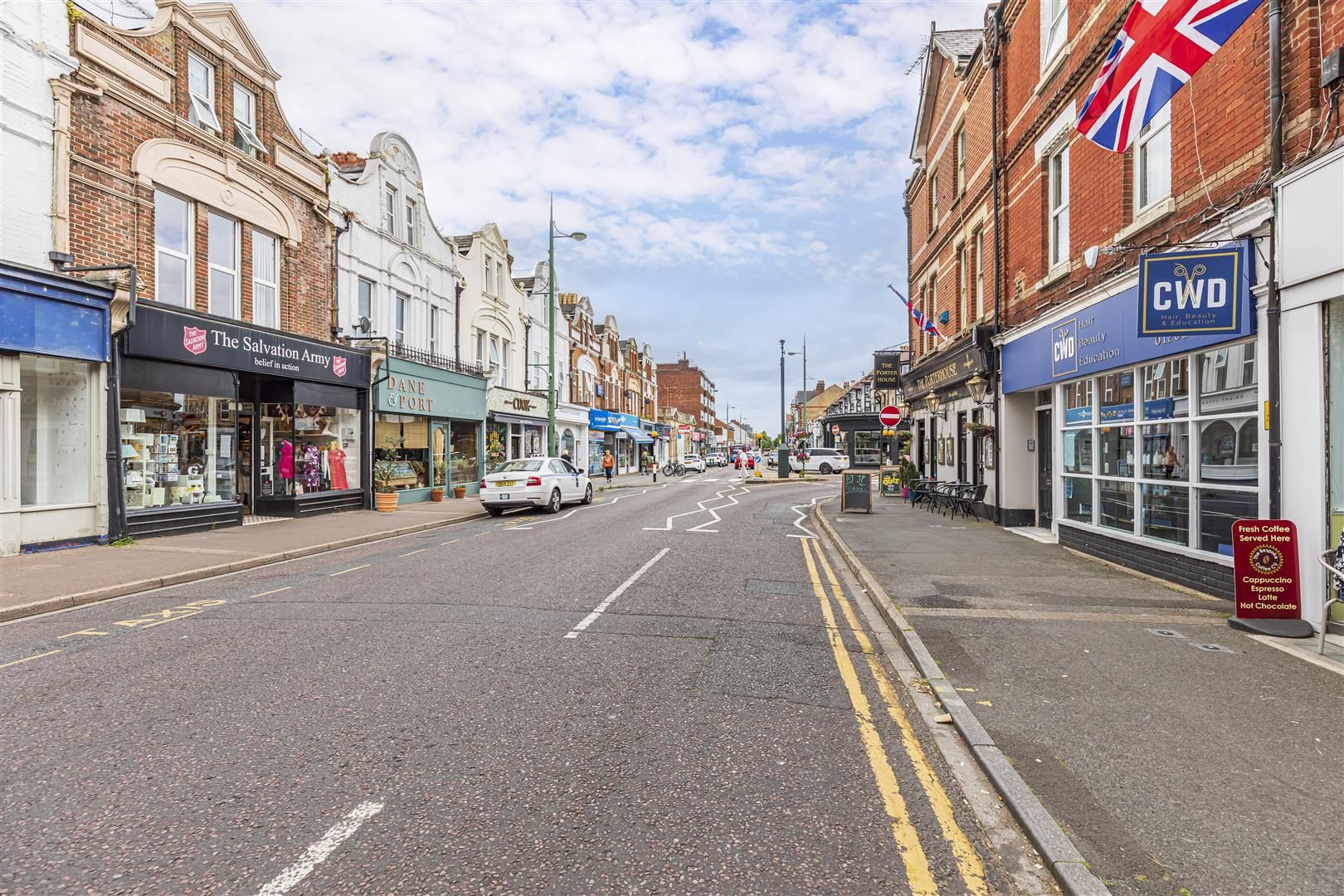 4 bed flat for sale in Westbourne Arcade, Poole Road, Westbourne