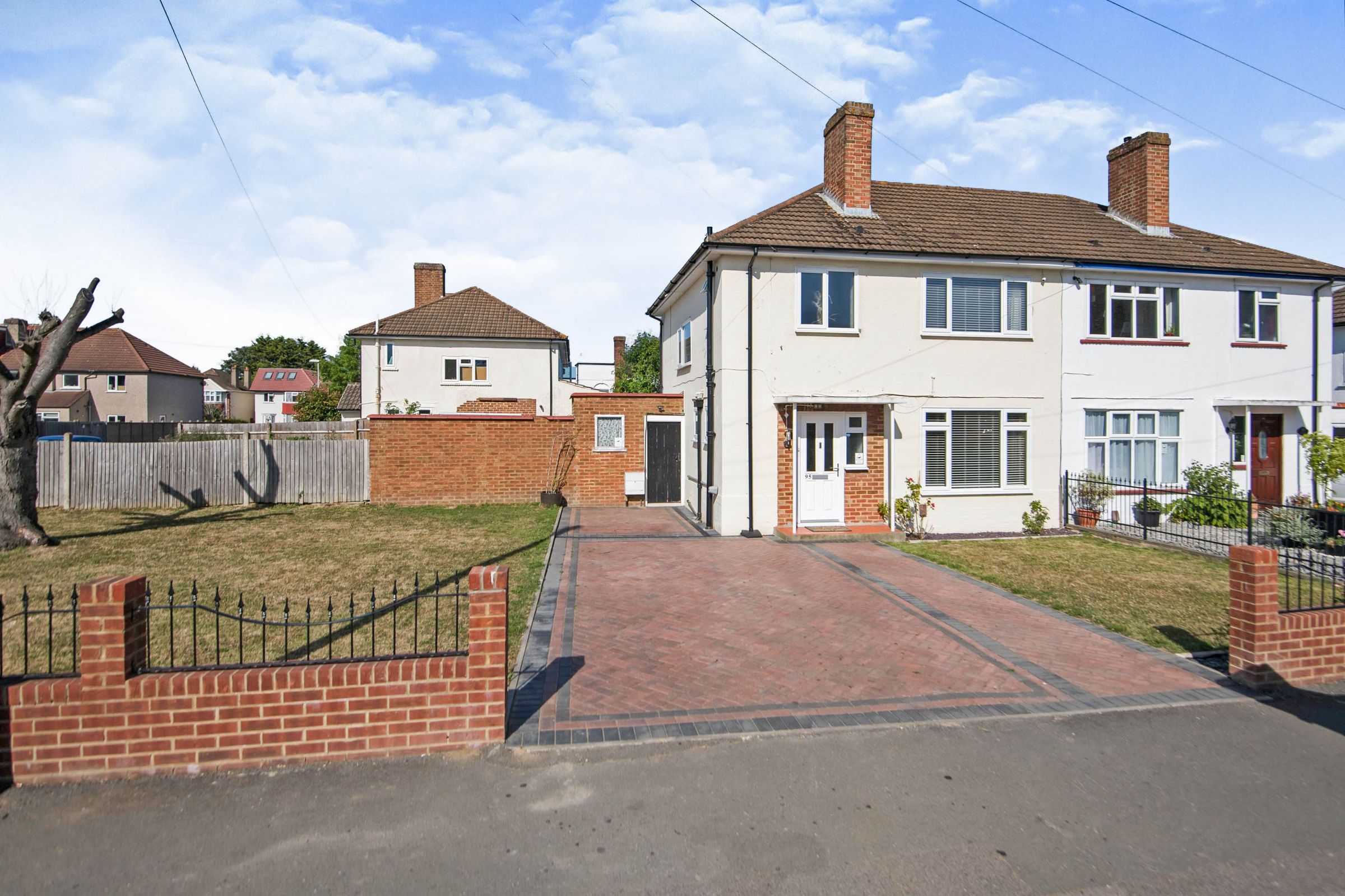 3 bed semidetached house for sale in Manor Drive North, New Malden KT3