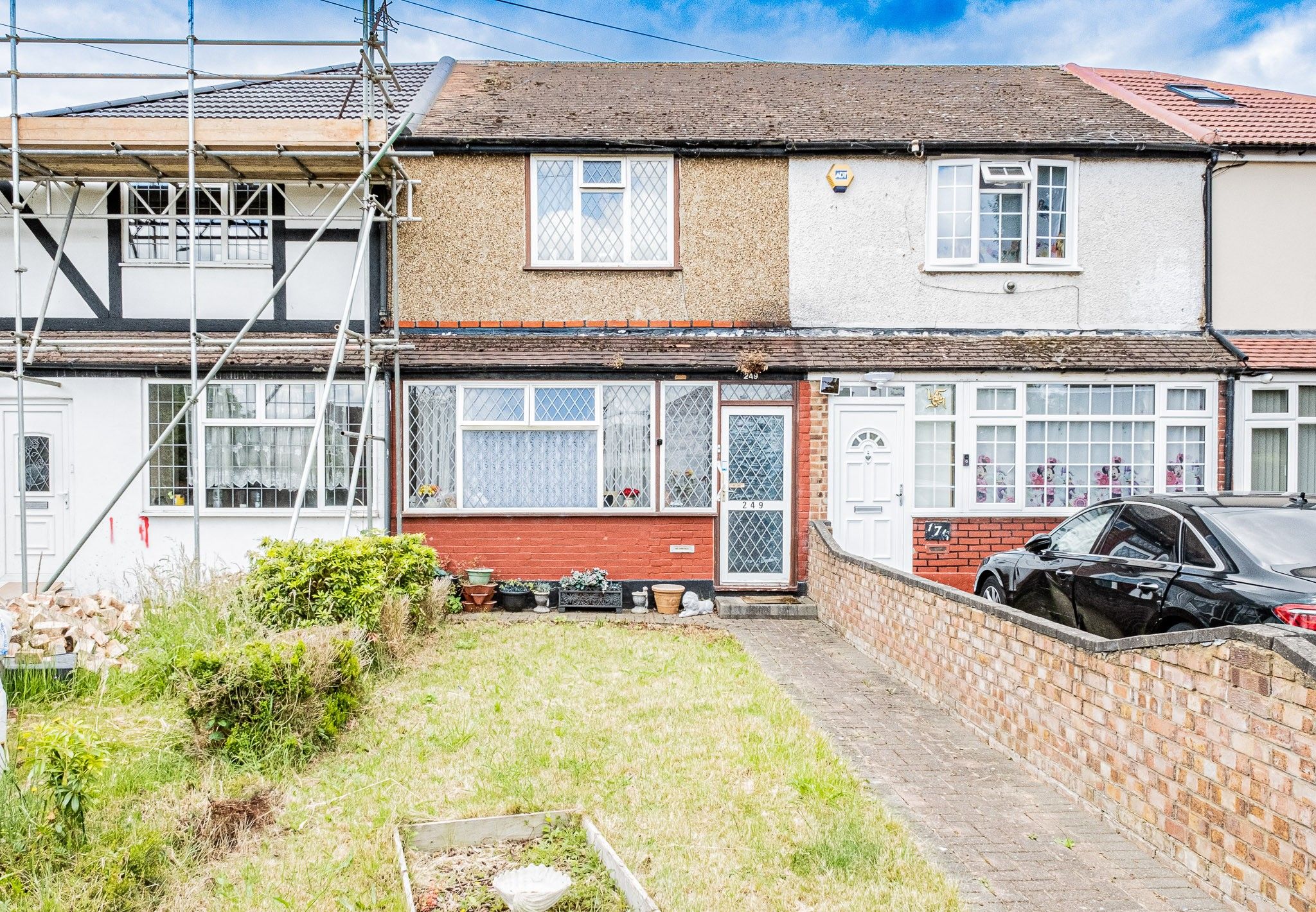 2 bed terraced house for sale in Lansbury Drive, Hayes UB4 Zoopla