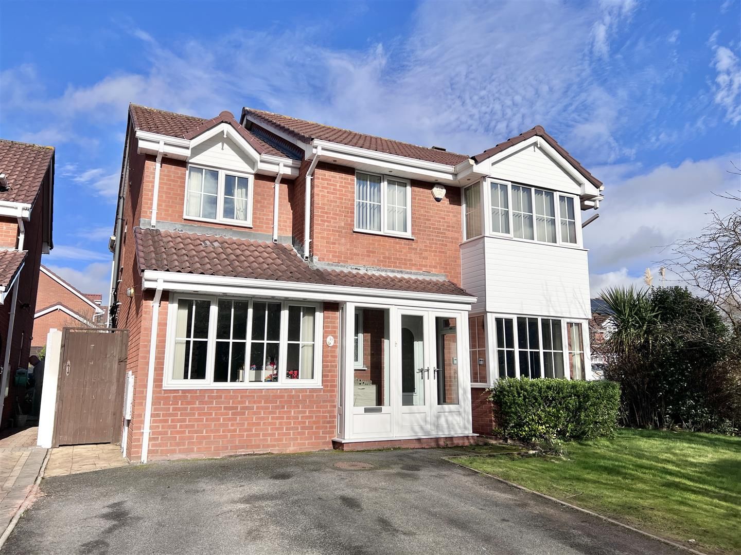 5 bed detached house for sale in Teece Drive, Priorslee, Telford TF2