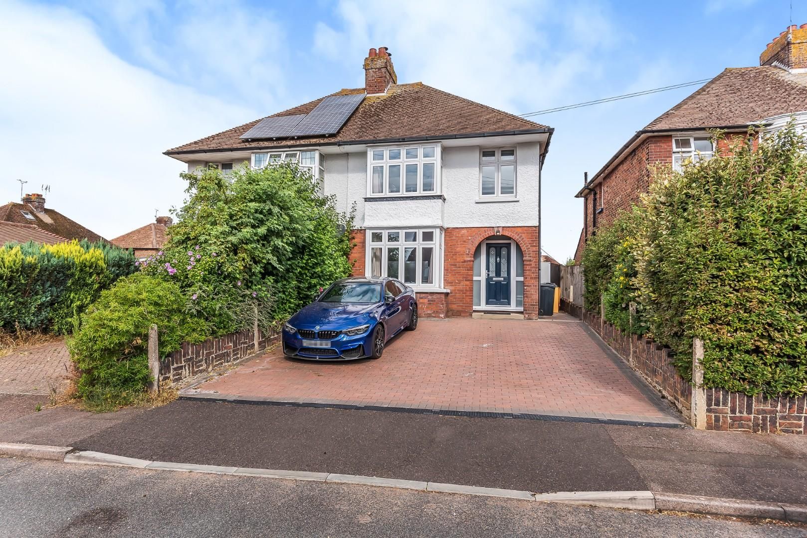 3 bed semidetached house for sale in Sprotlands Avenue, Willesborough