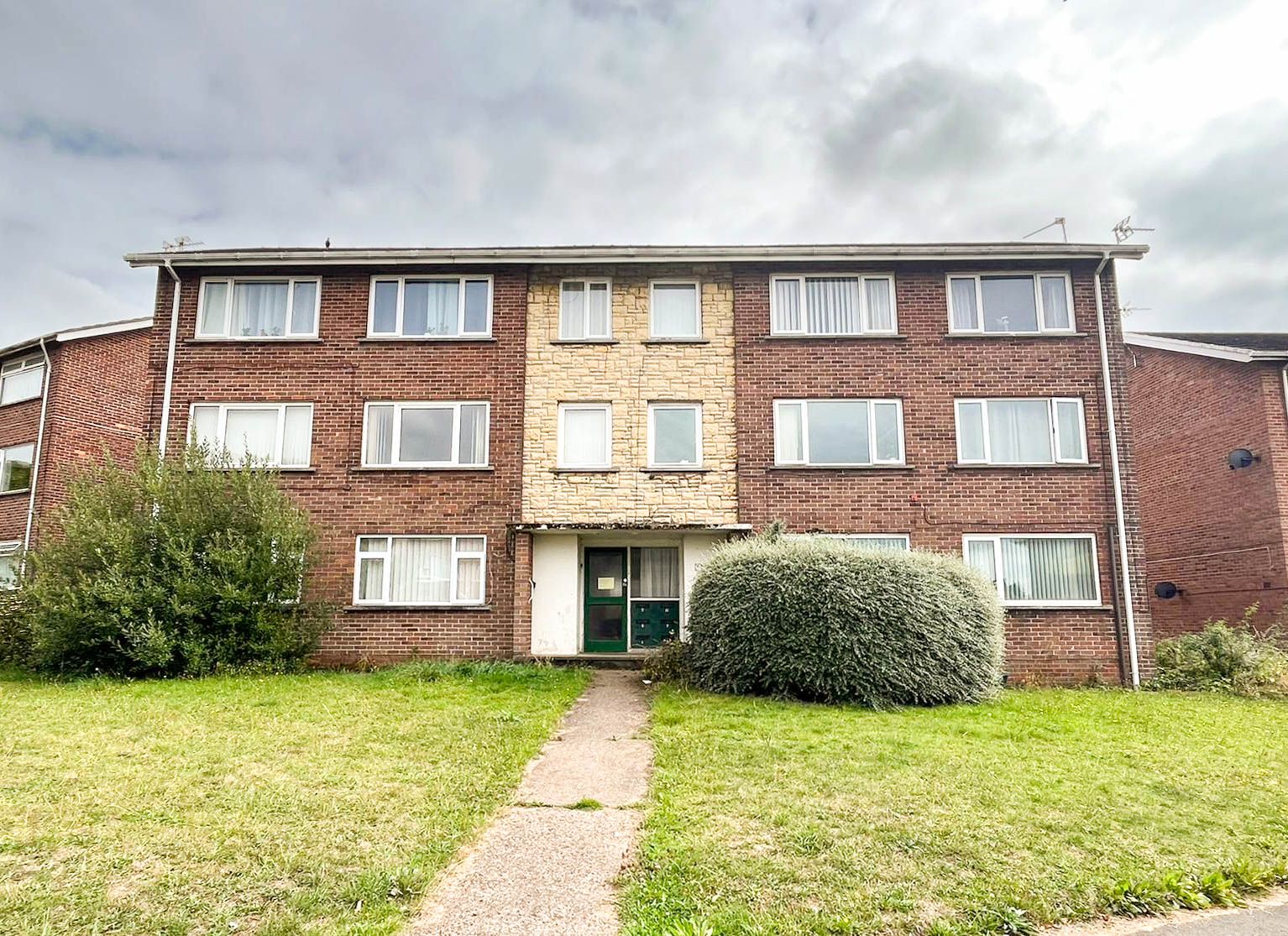 2 bed flat for sale in Cranleigh Rise, Rumney, Cardiff CF3 Zoopla