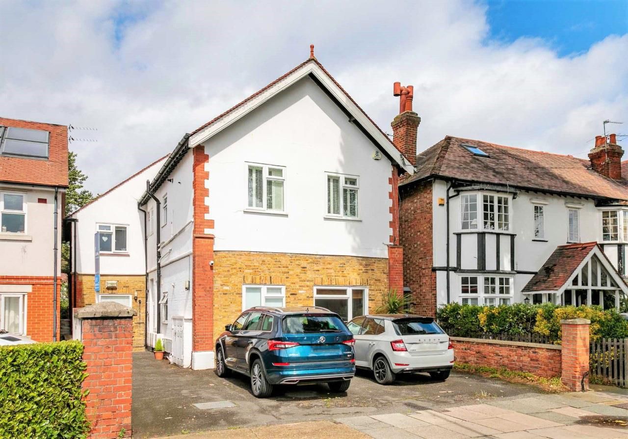 1 bed flat for sale in Broad Lane, Hampton TW12 Zoopla