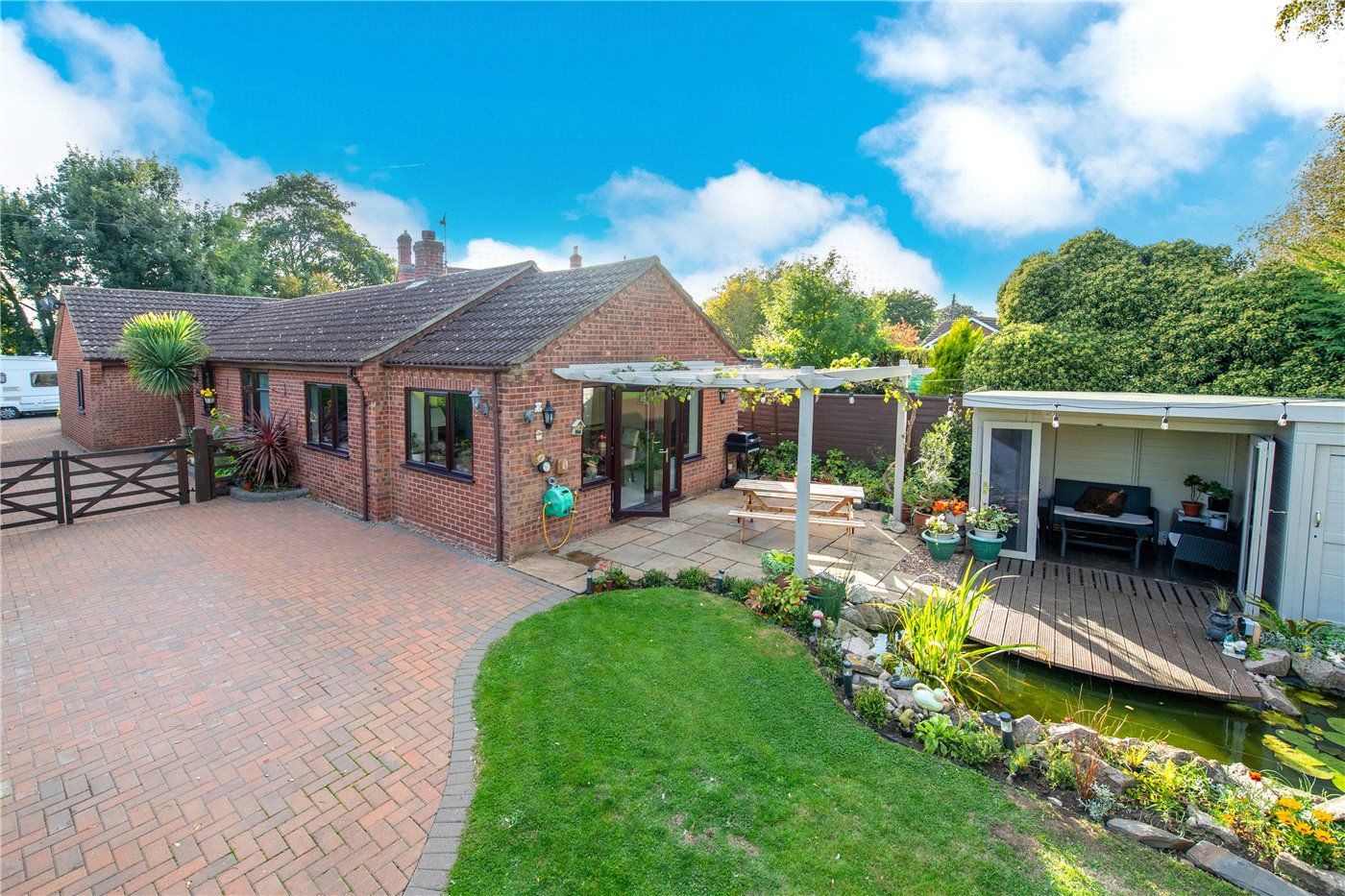 3 bed bungalow for sale in High Street, Heckington, Sleaford