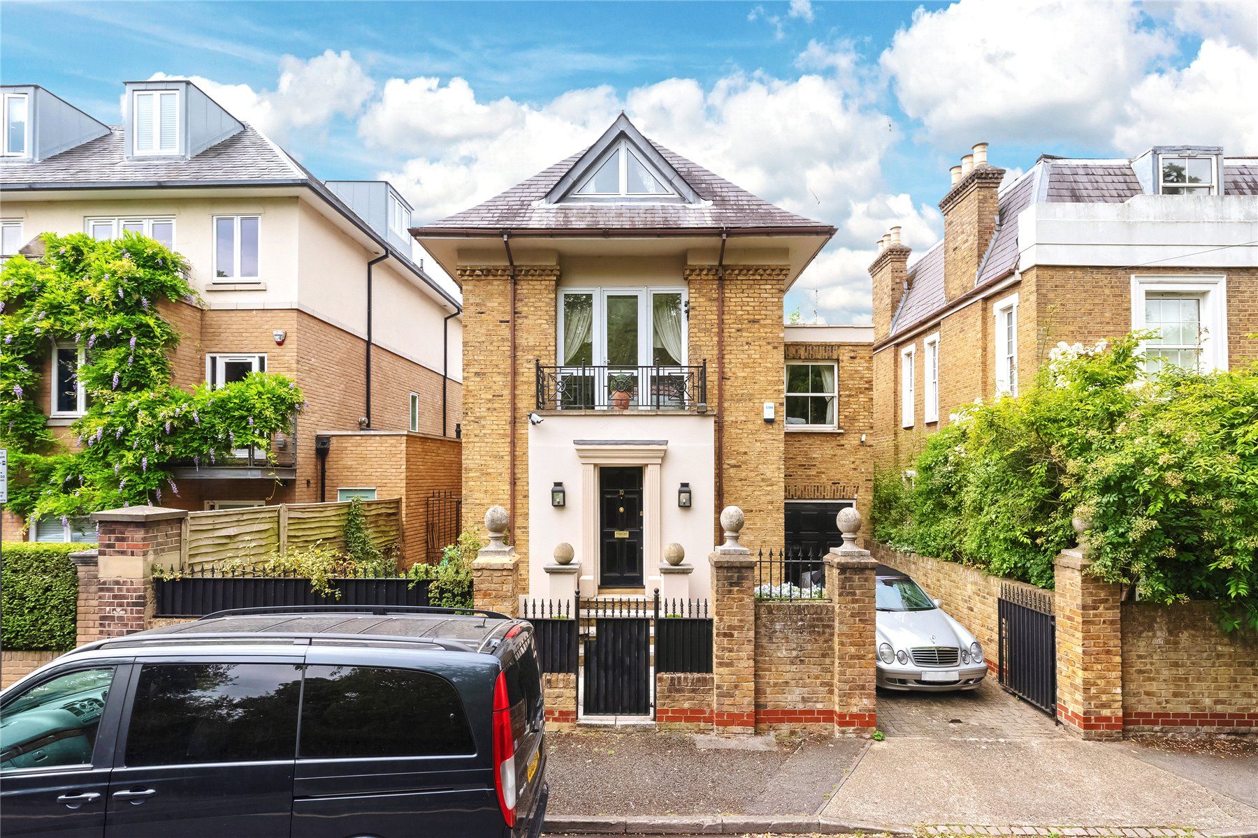 Ravenscourt Square, London W6  