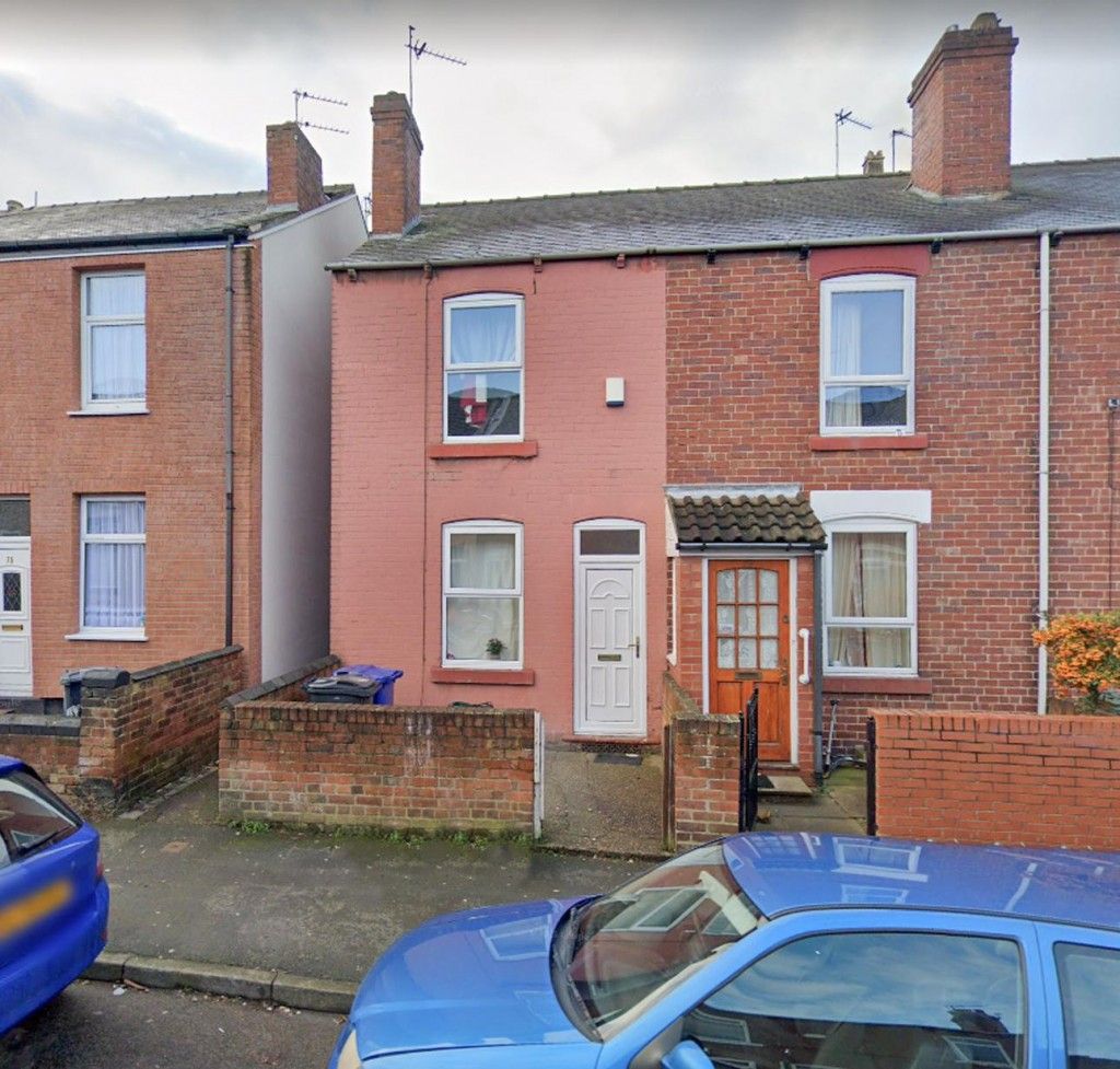 2 bed end terrace house to rent in St. Johns Road, Balby, Doncaster DN4