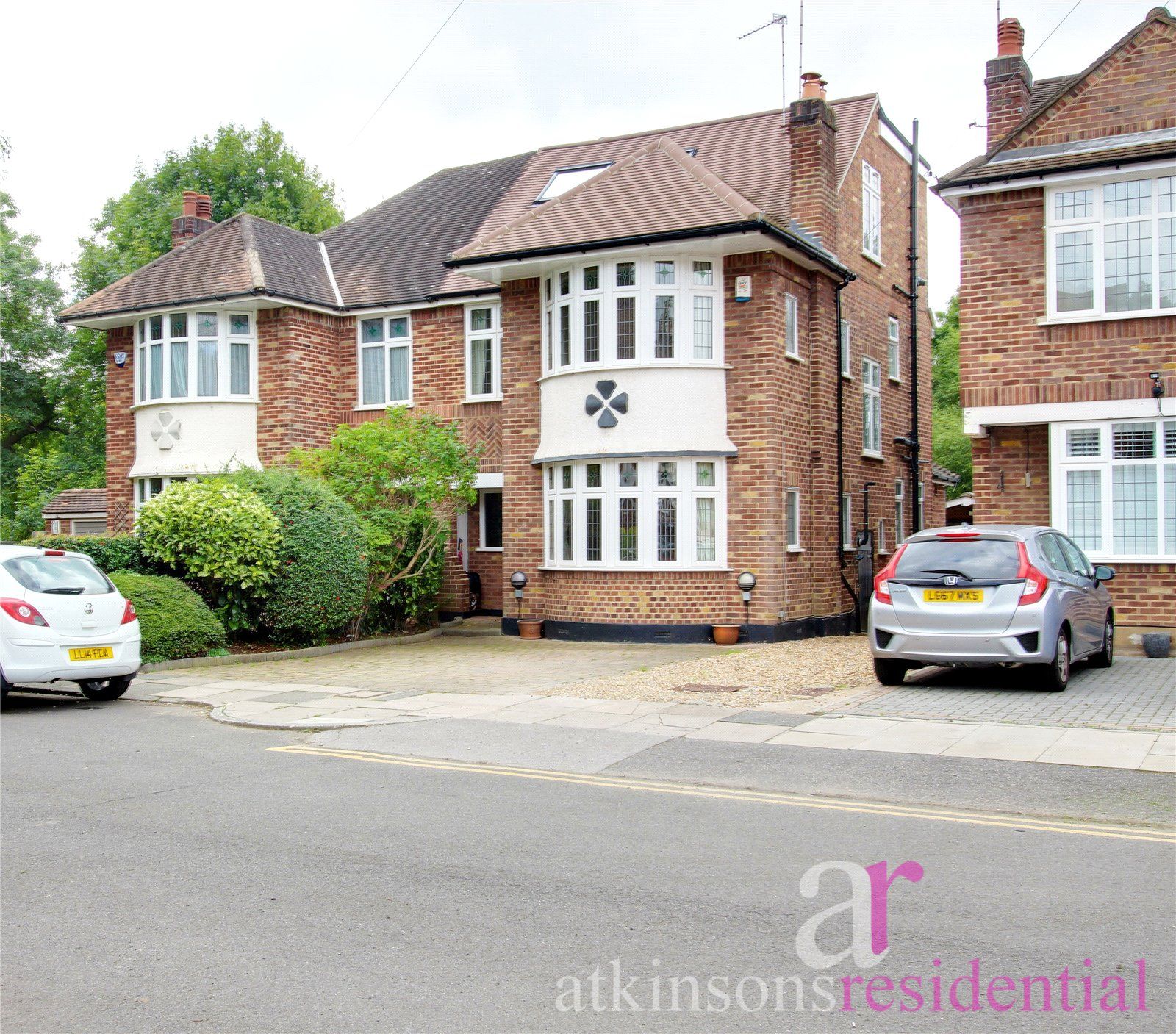 4 bed semidetached house for sale in Slades Rise, Enfield, Middlesex