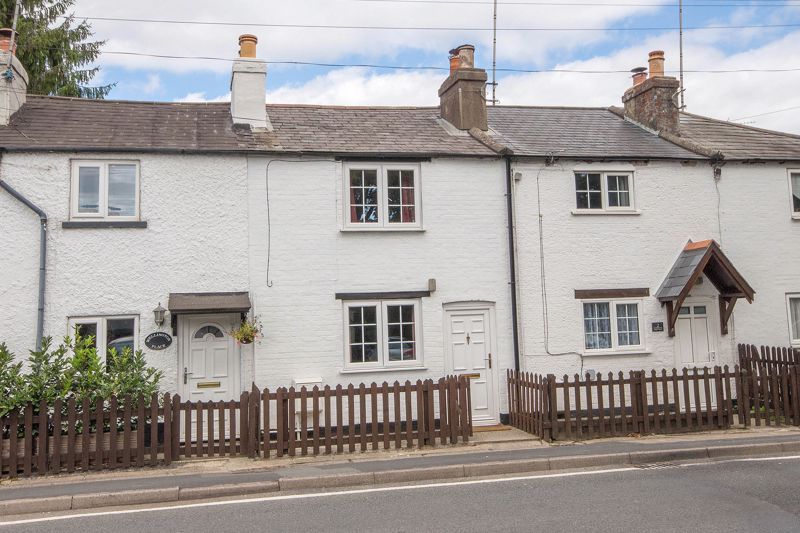 2 bed terraced house for sale in Southampton Road, Cadnam, Southampton