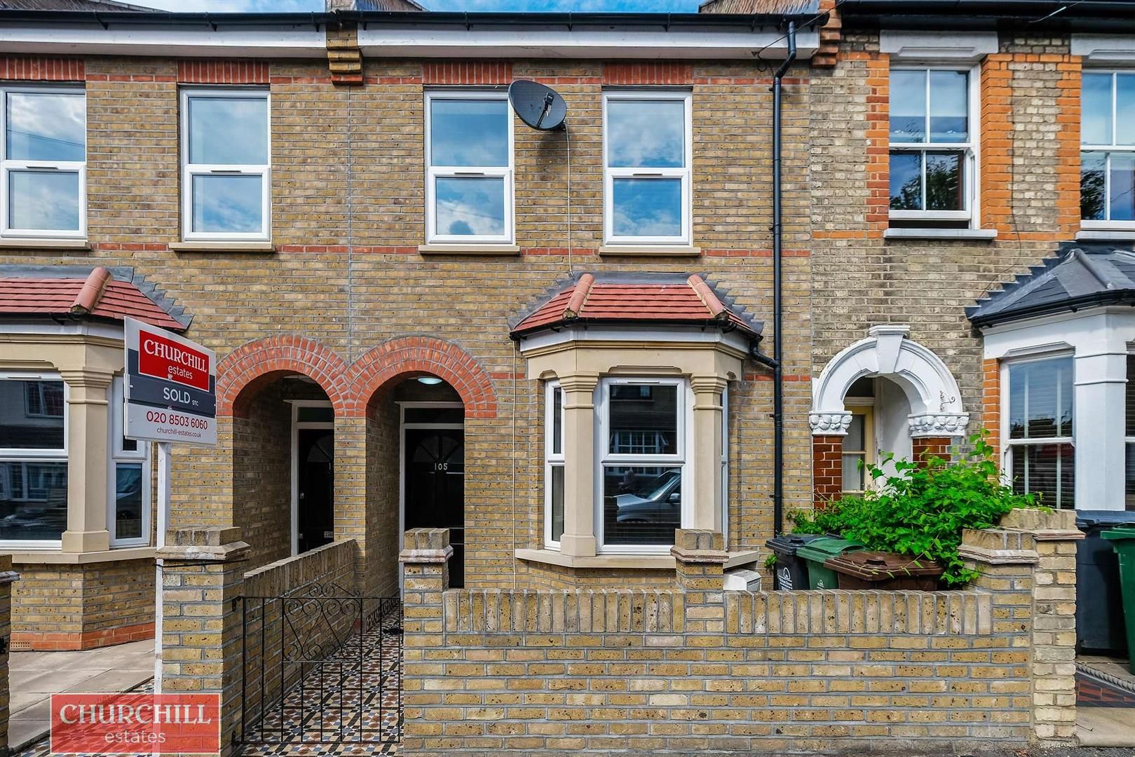 4 bed property for sale in Gloucester Road, London E17 Zoopla