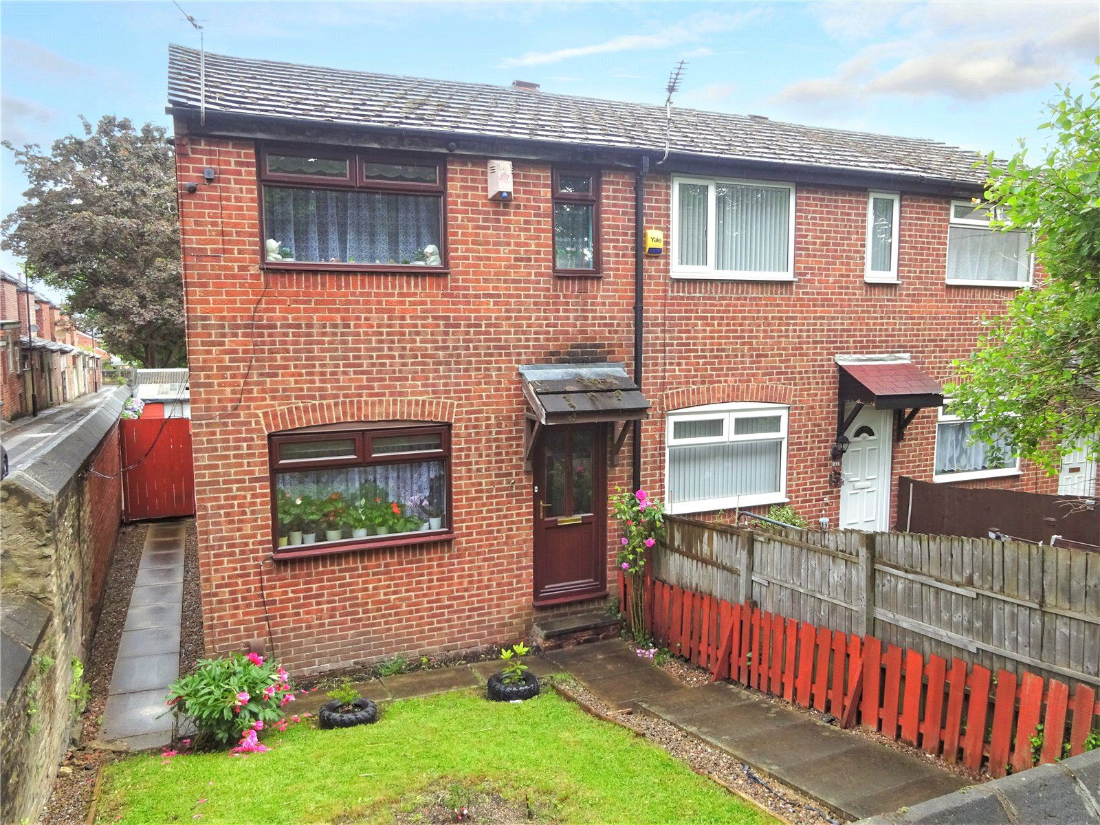 3 bed end terrace house for sale in Church Road, Armley, Leeds, West