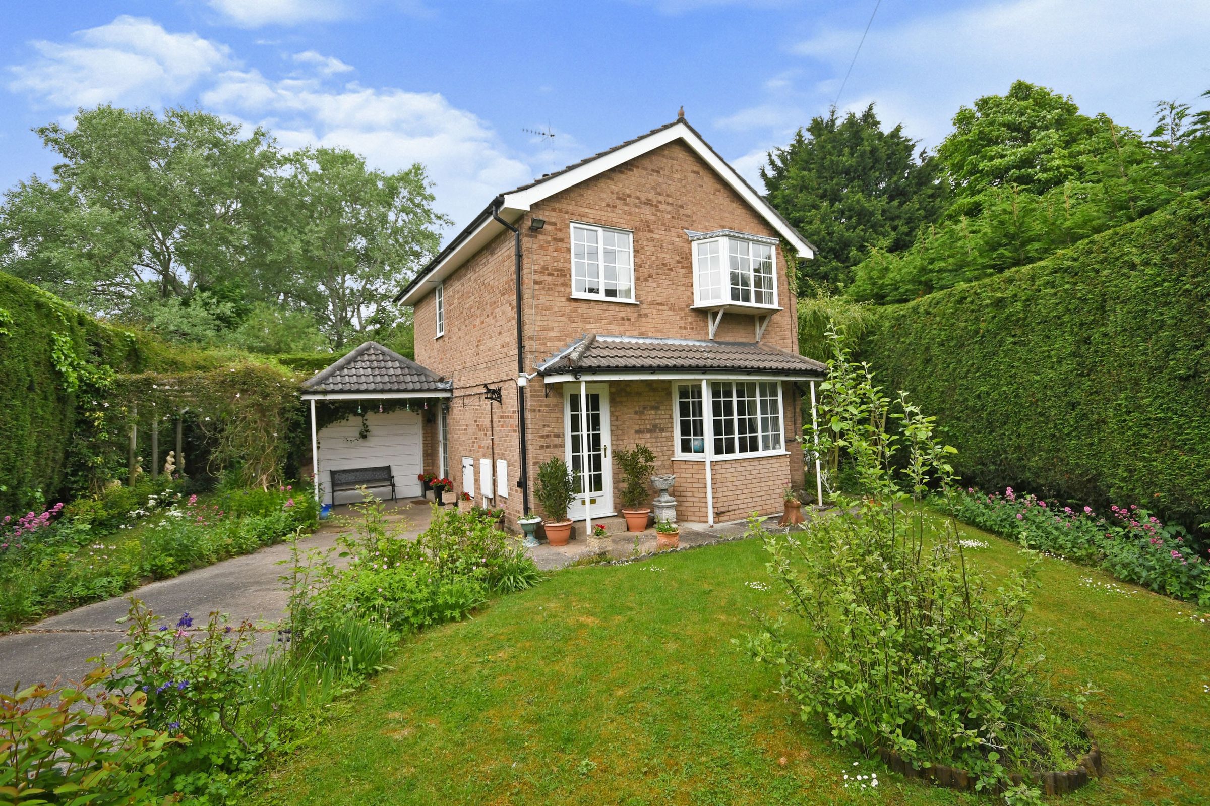 3 bed detached house for sale in Peak Place, Inkersall, Chesterfield