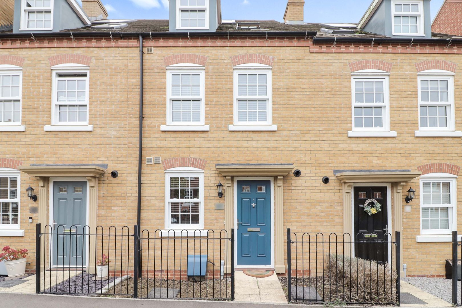 4 bed terraced house for sale in Wilkinson Road, Kempston, Bedford MK42