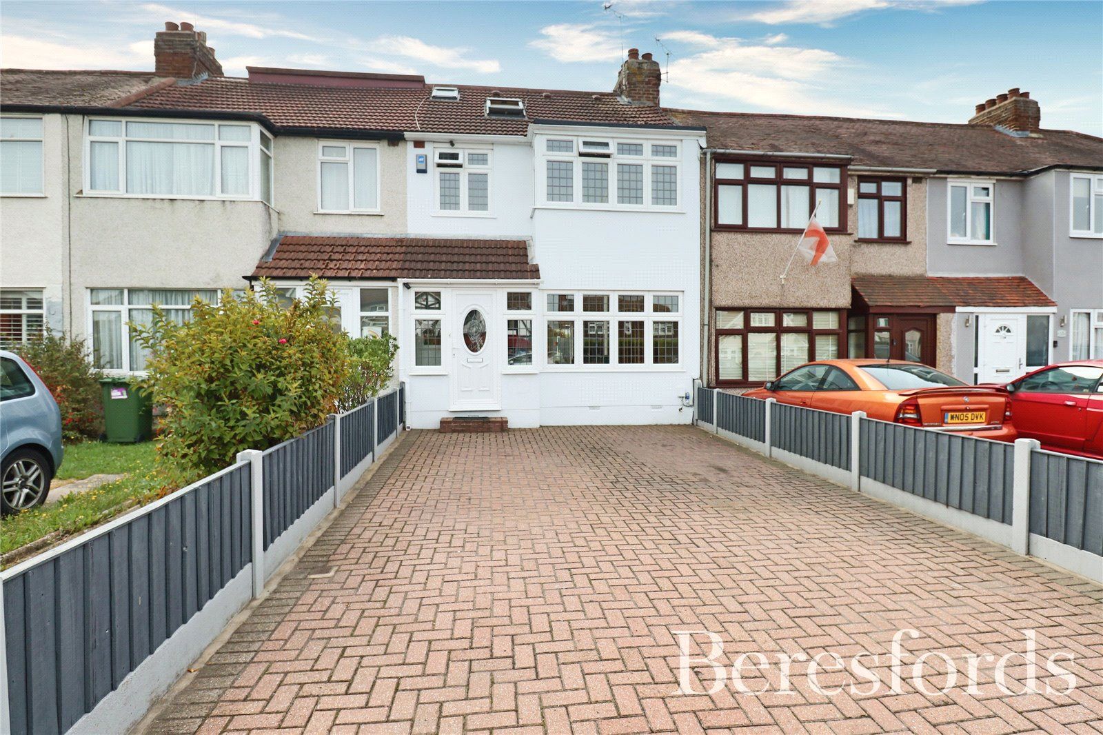 4 bed terraced house for sale in Chase Cross Road, Romford RM5 Zoopla