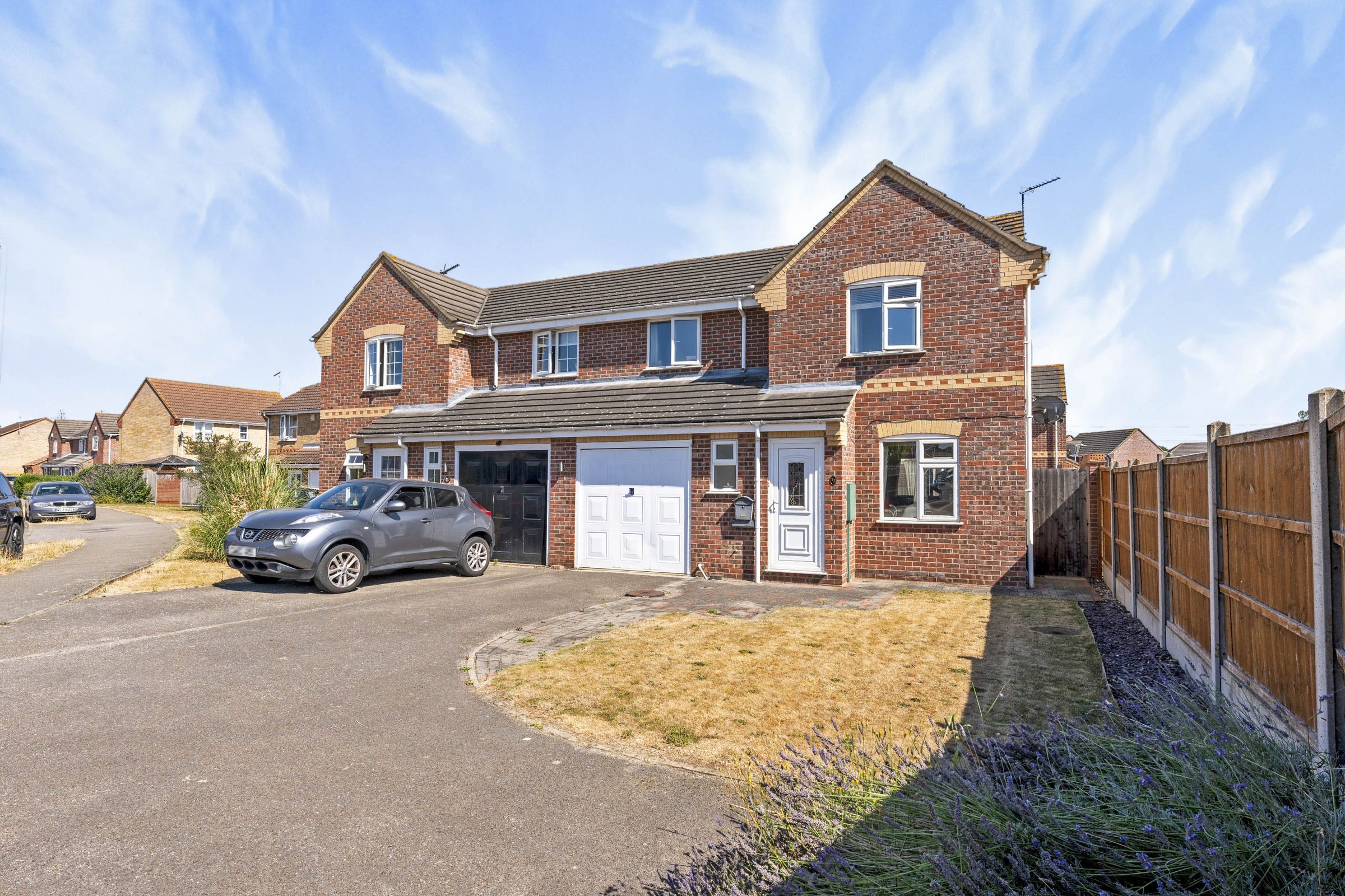 3 bed semidetached house for sale in Hawthorn Drive, Sleaford NG34 Zoopla