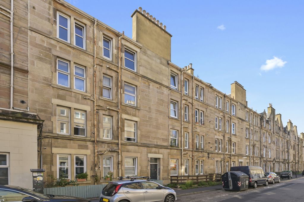 7 (Pf4) Watson Crescent Polwarth Edinburgh EH11  