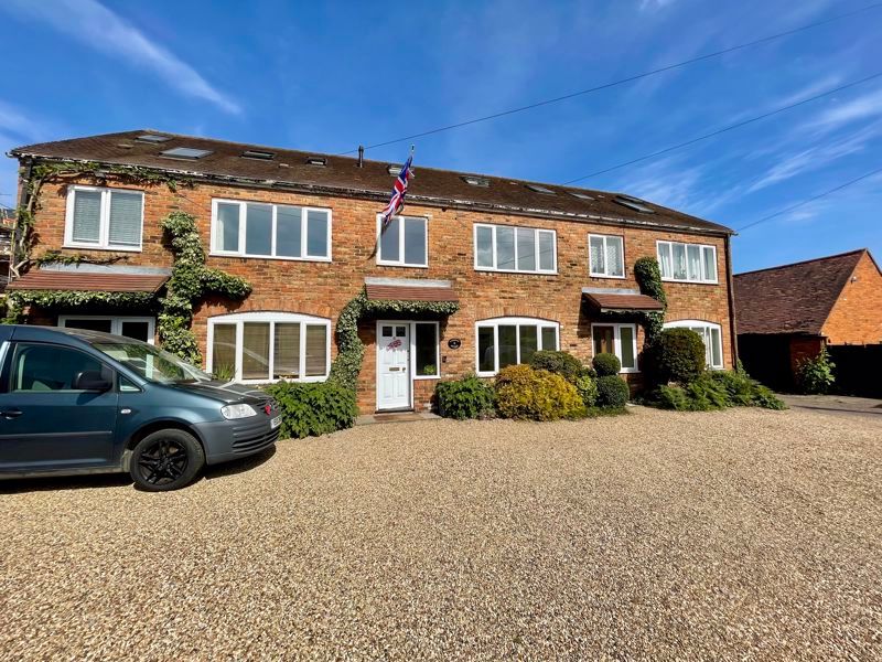 16 bed detached house for sale in Lane, Wooburn Green, High