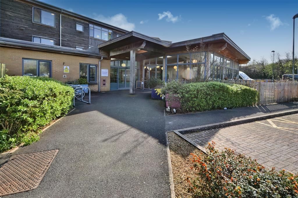 2 bed flat for sale in Queens Road, Bristol BS13 Zoopla