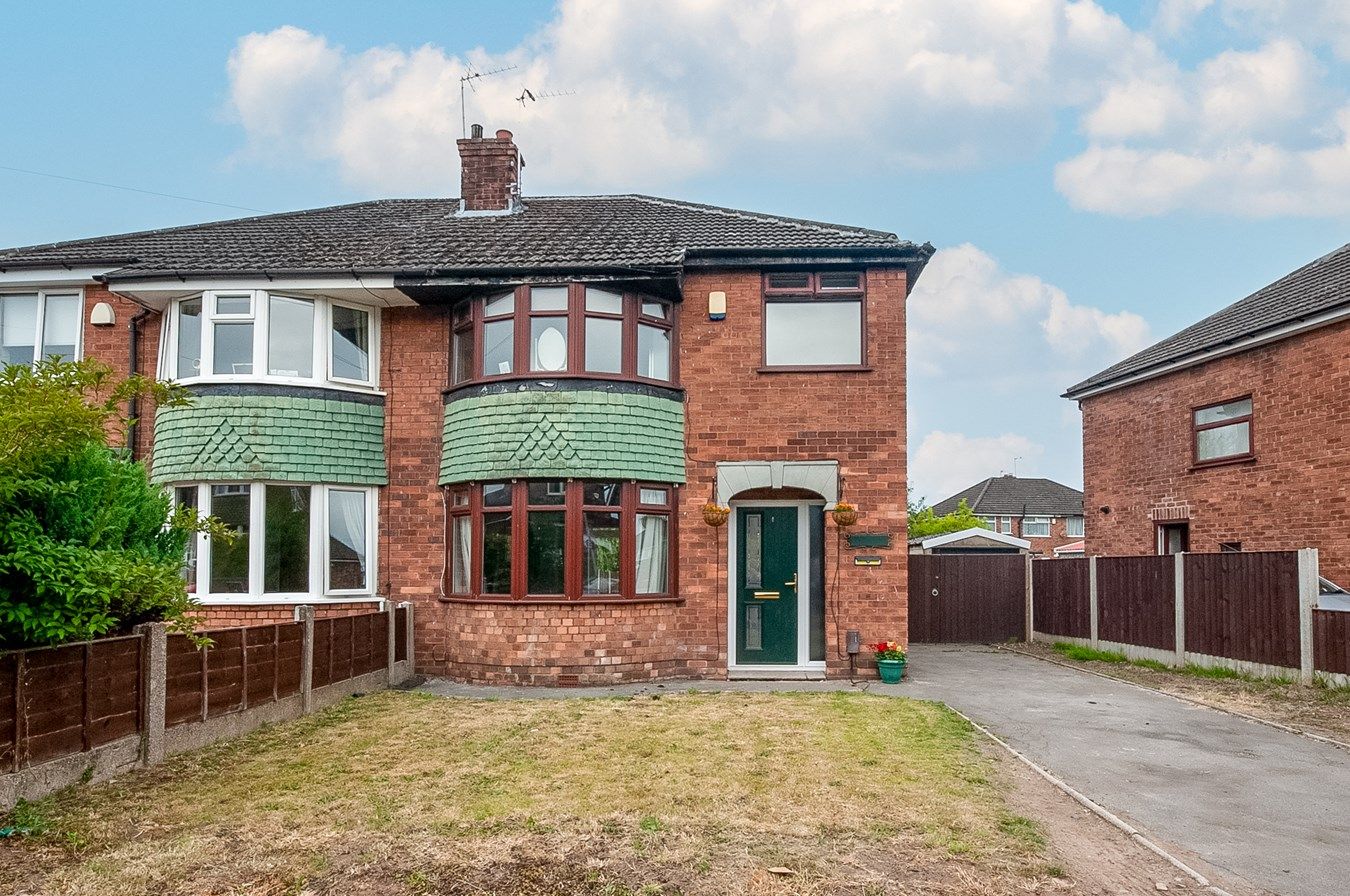 3 bed semidetached house for sale in Belgrave Avenue, Padgate
