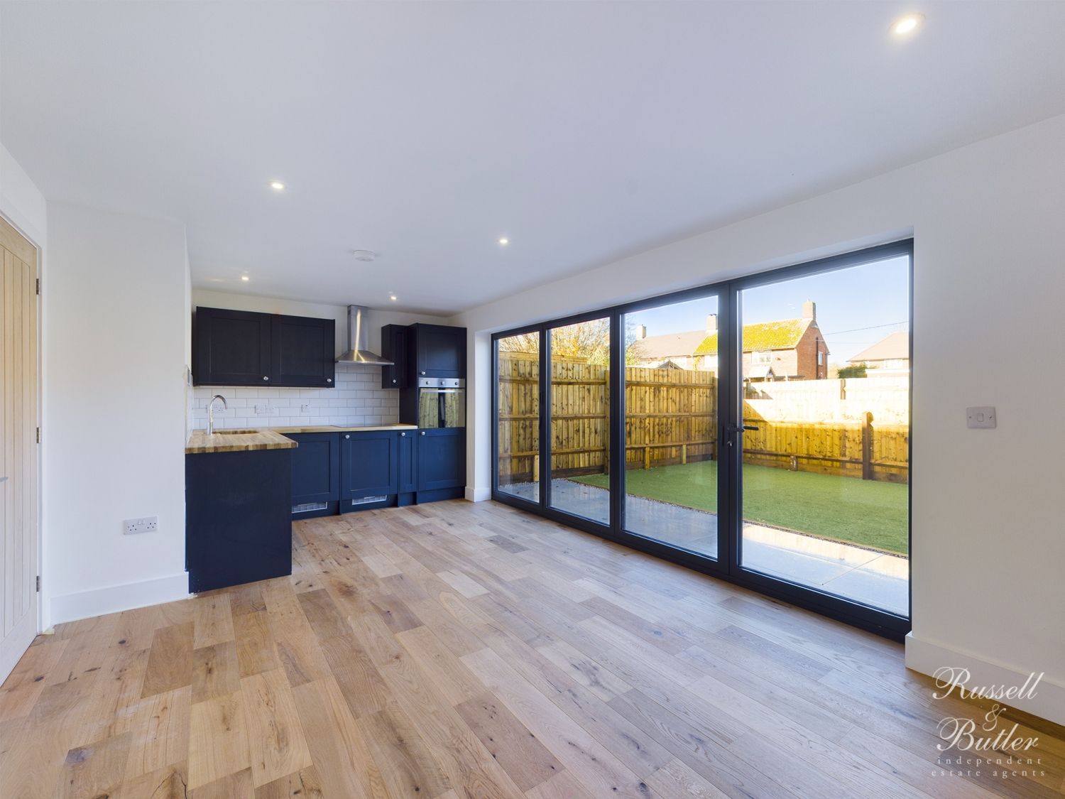 2 bed bungalow for sale in The Maltings, Chackmore, Buckingham MK18