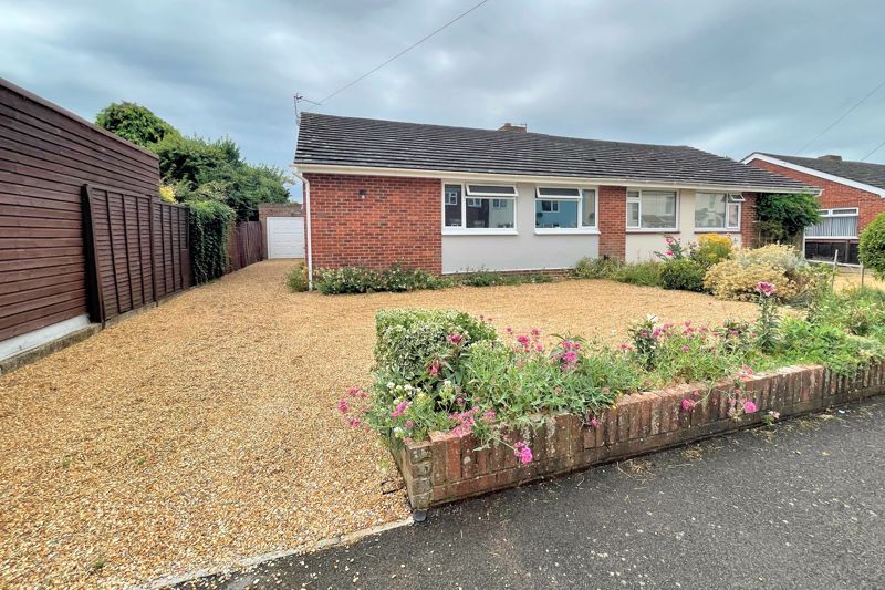 4 bed bungalow for sale in Middlecroft Lane, Gosport PO12 Zoopla