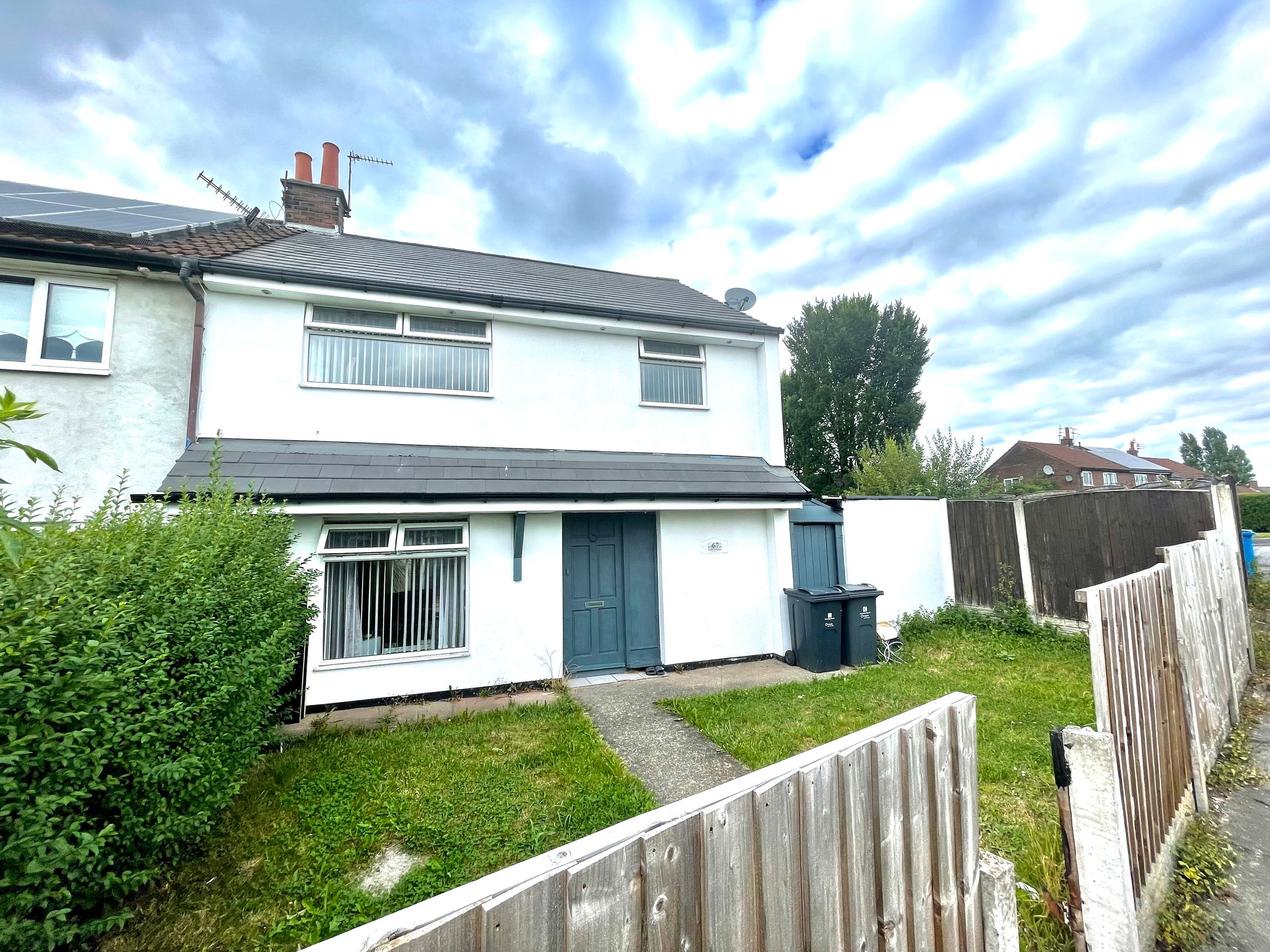 3 bed semidetached house for sale in Manor Farm Road, Huyton