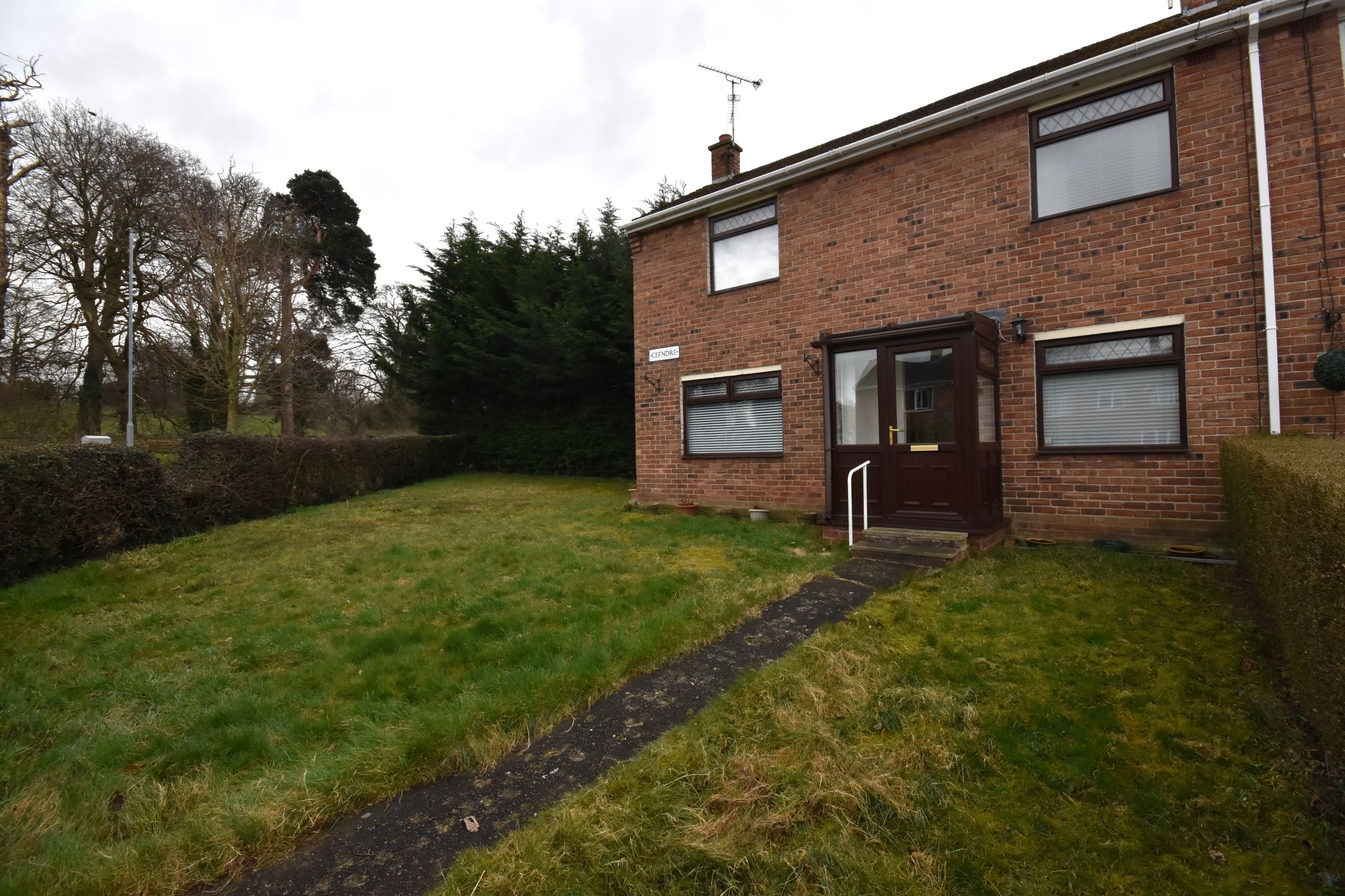 3 bed semidetached house for sale in Cefn Dre, Wrexham LL13 Zoopla