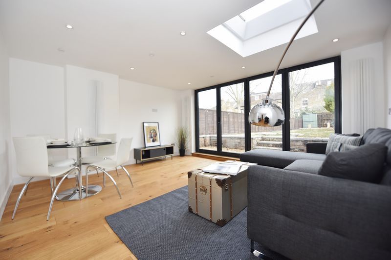 2 bed flat to rent in Lordship Lane, London SE22 Zoopla