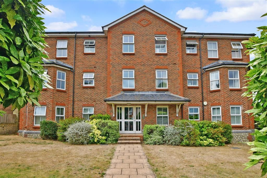 2 bed flat for sale in Buckland Road, Maidstone, Kent ME16 Zoopla