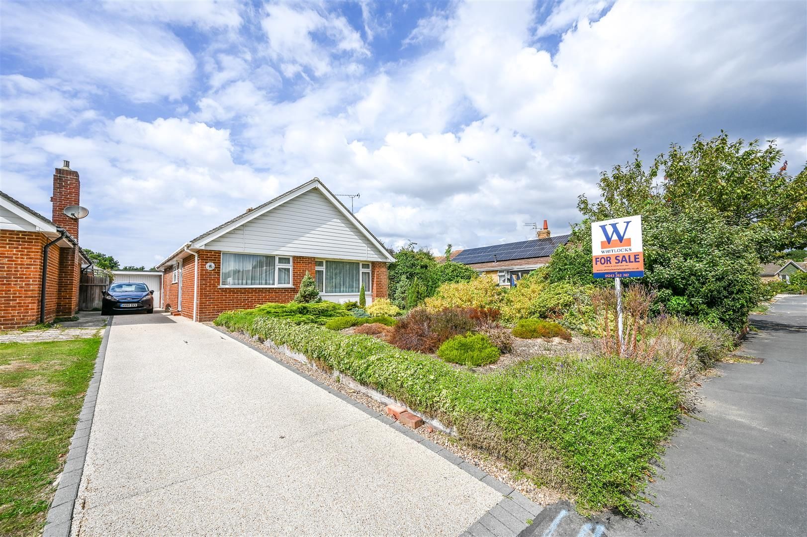 2 bed detached bungalow for sale in Boxgrove Gardens, Aldwick, Bognor