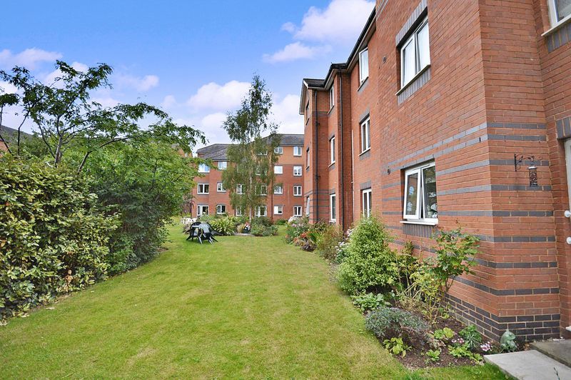1 bed flat for sale in Spencer Court, Banbury OX16 Zoopla