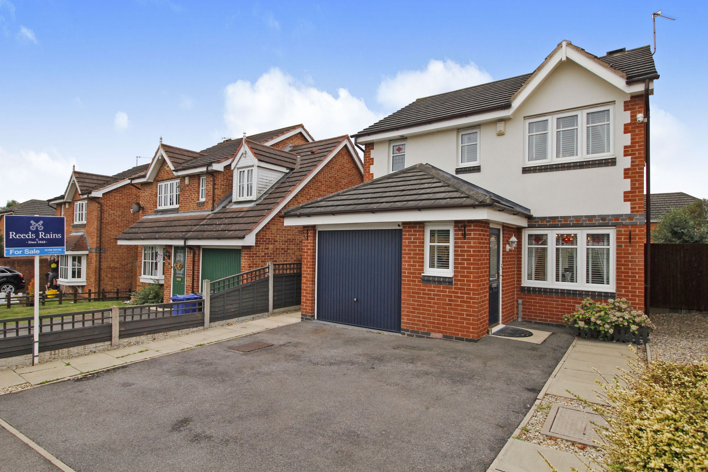 3 bed detached house for sale in Cranwell Court, Goldthorpe, Rotherham