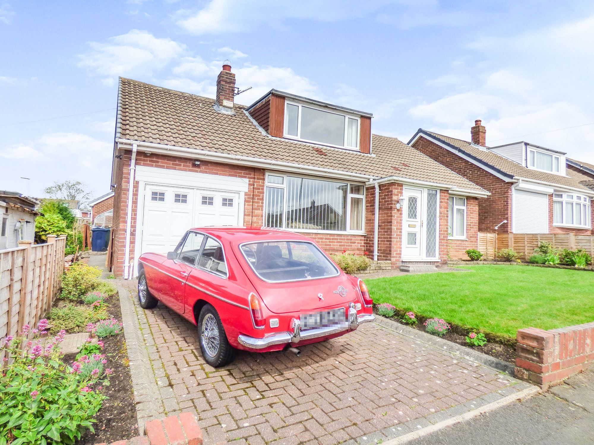4 bed bungalow for sale in Larkspur Road, Whickham, Newcastle Upon Tyne