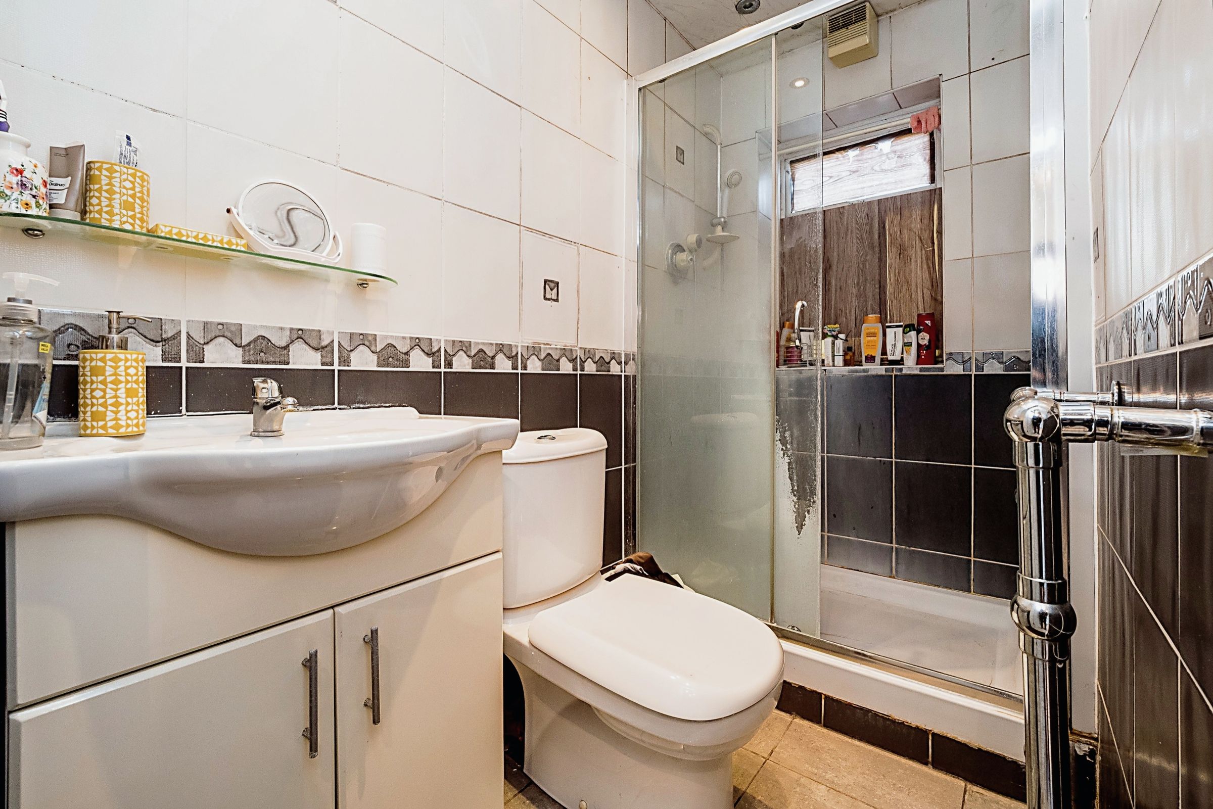 4 bed terraced house for sale in Stainforth Road, Ilford IG2 Zoopla